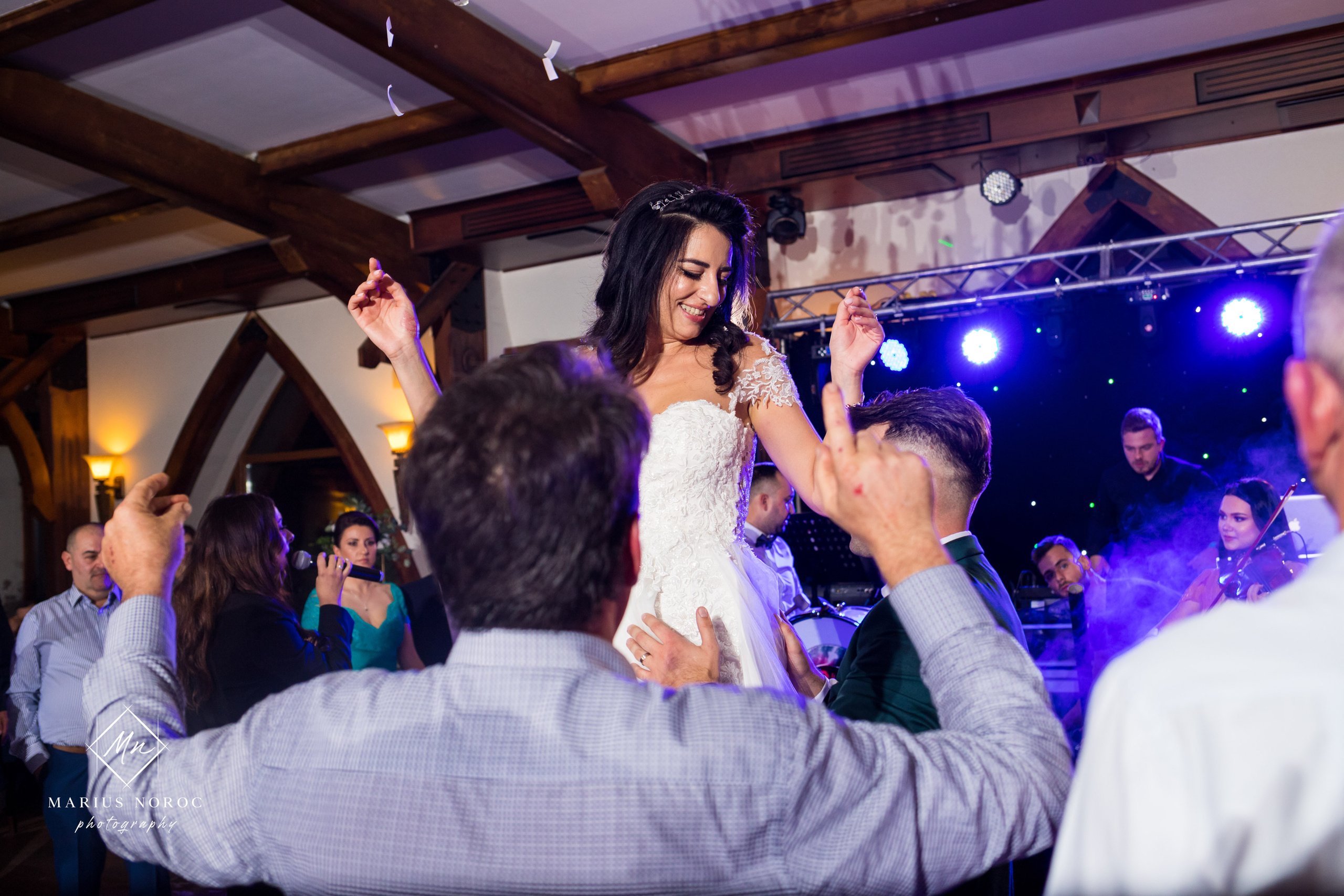 Elena & Petrisor | Hotel Restaurant La Castel Iasi