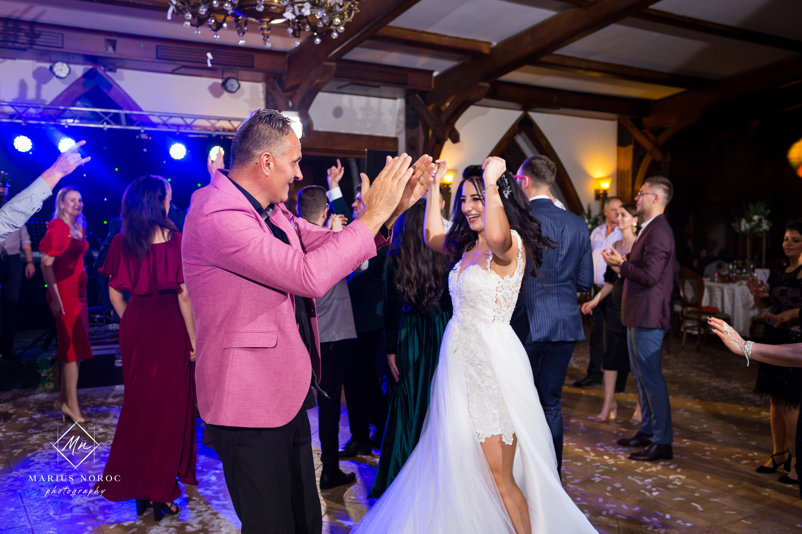 Elena & Petrisor | Hotel Restaurant La Castel Iasi