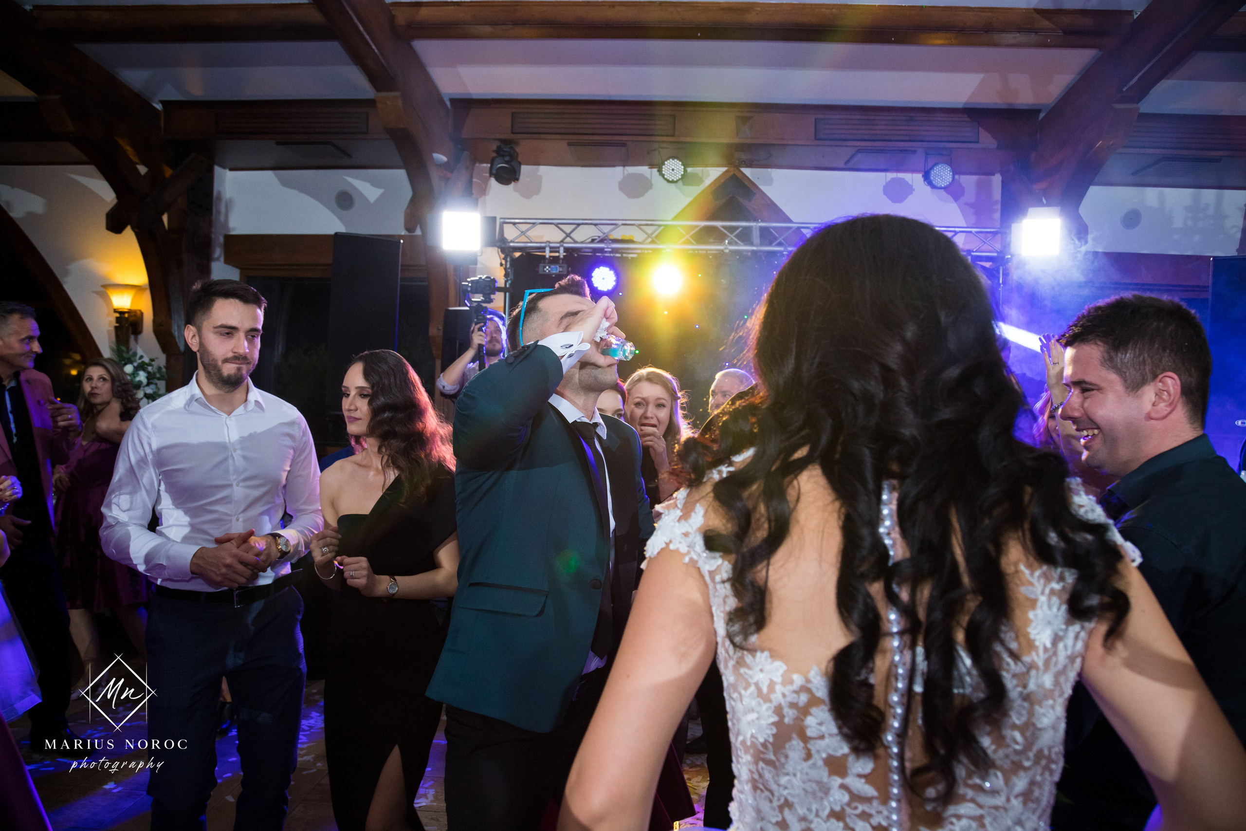 Elena & Petrisor | Hotel Restaurant La Castel Iasi