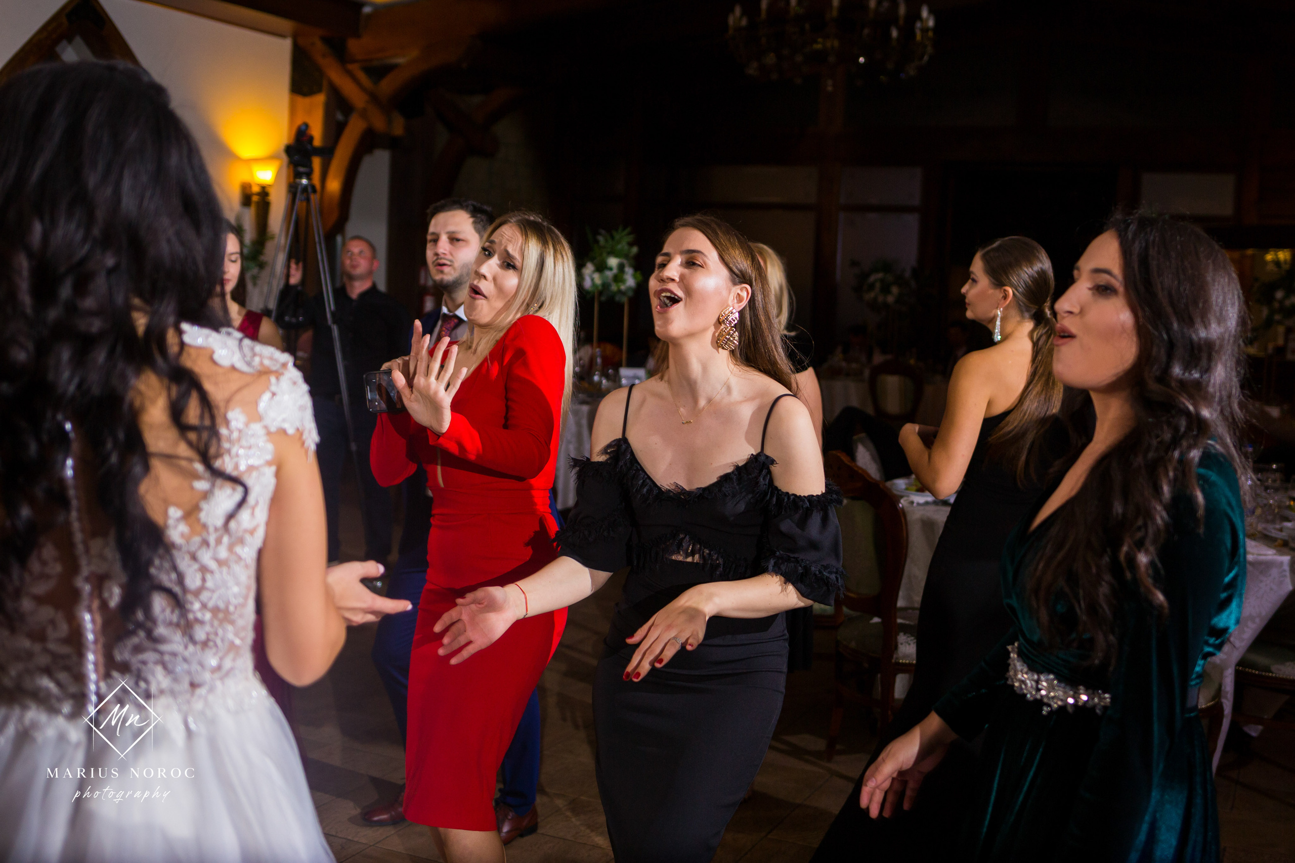 Elena & Petrisor | Hotel Restaurant La Castel Iasi