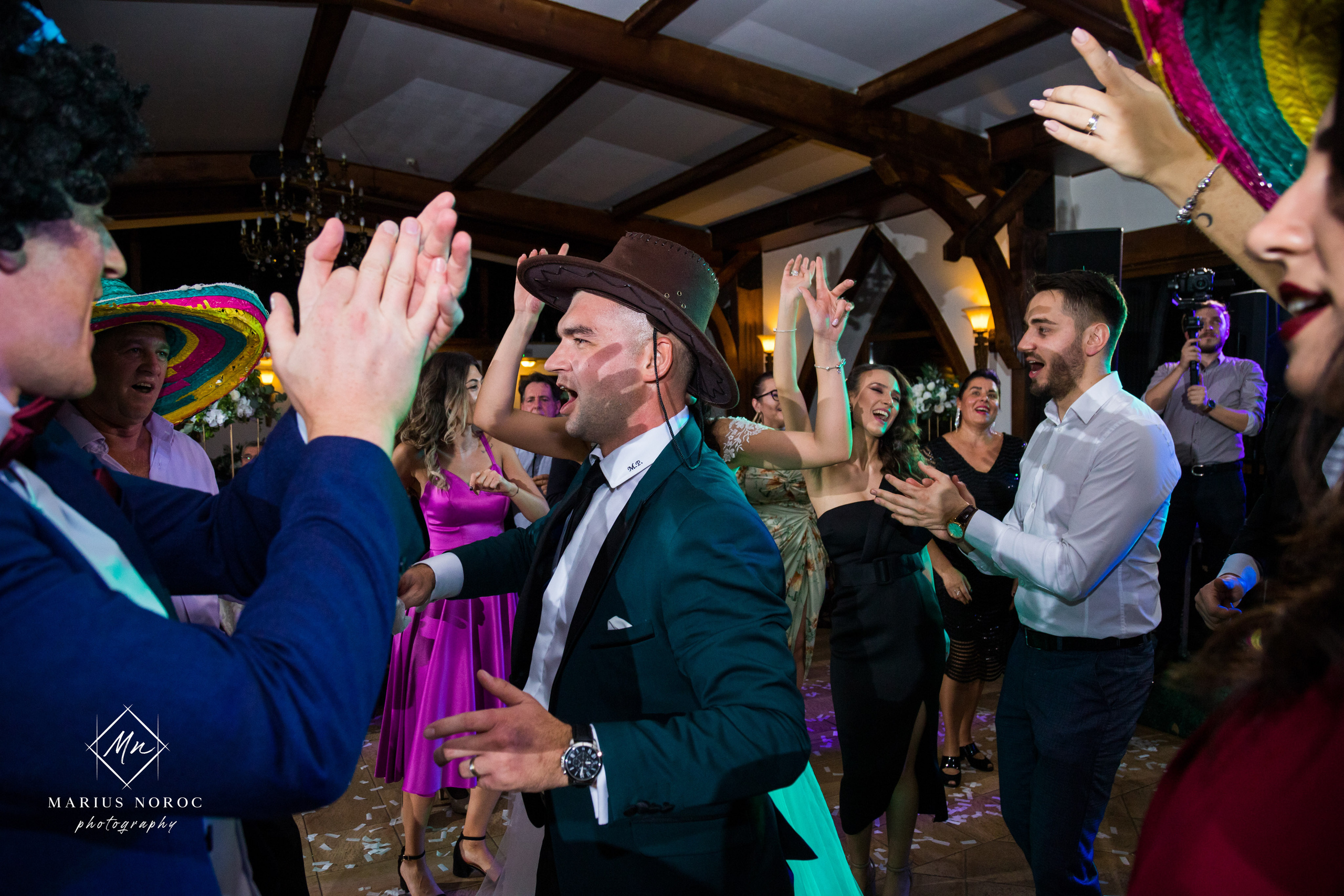 Elena & Petrisor | Hotel Restaurant La Castel Iasi