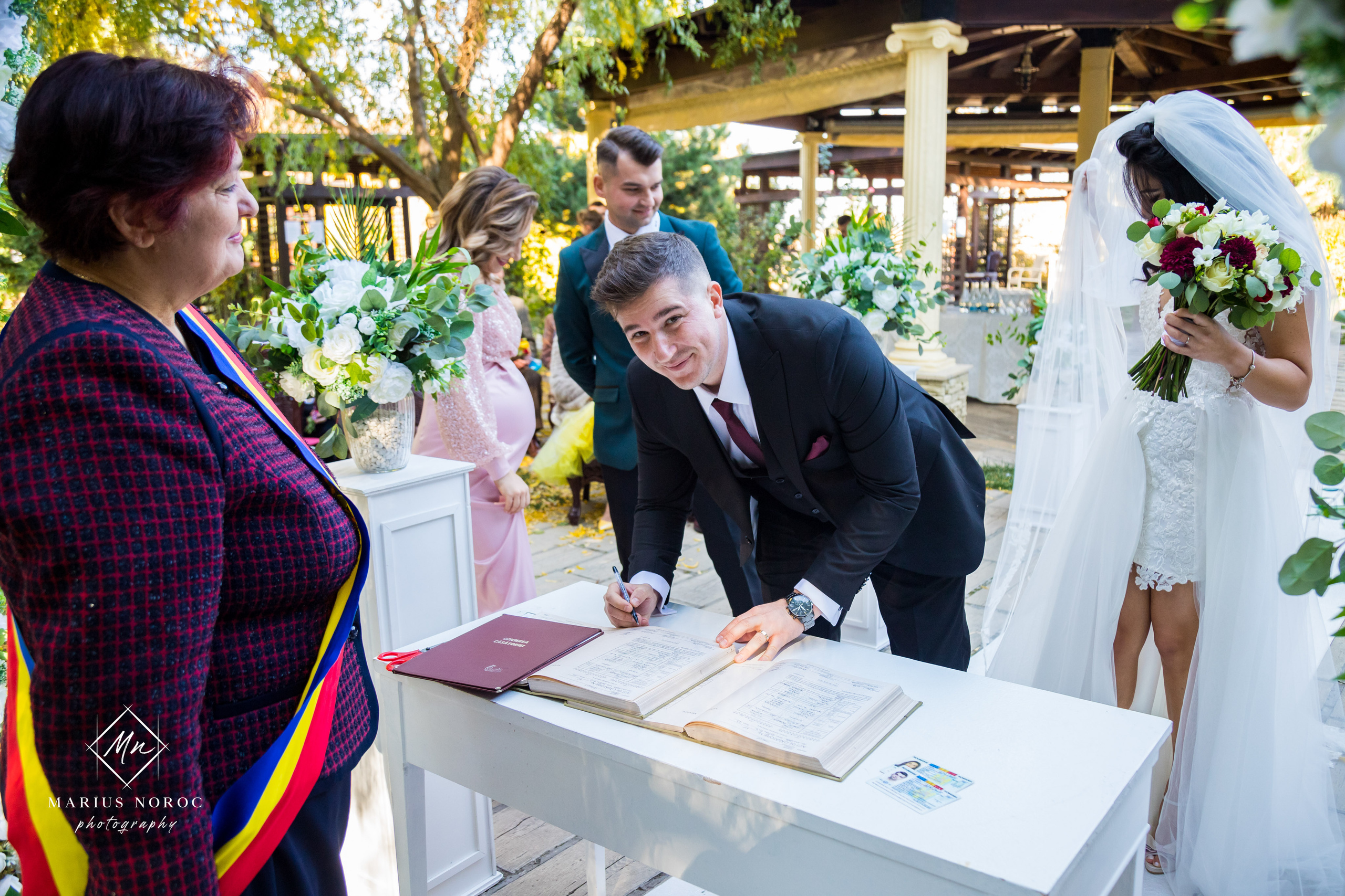 Elena & Petrisor | Hotel Restaurant La Castel Iasi