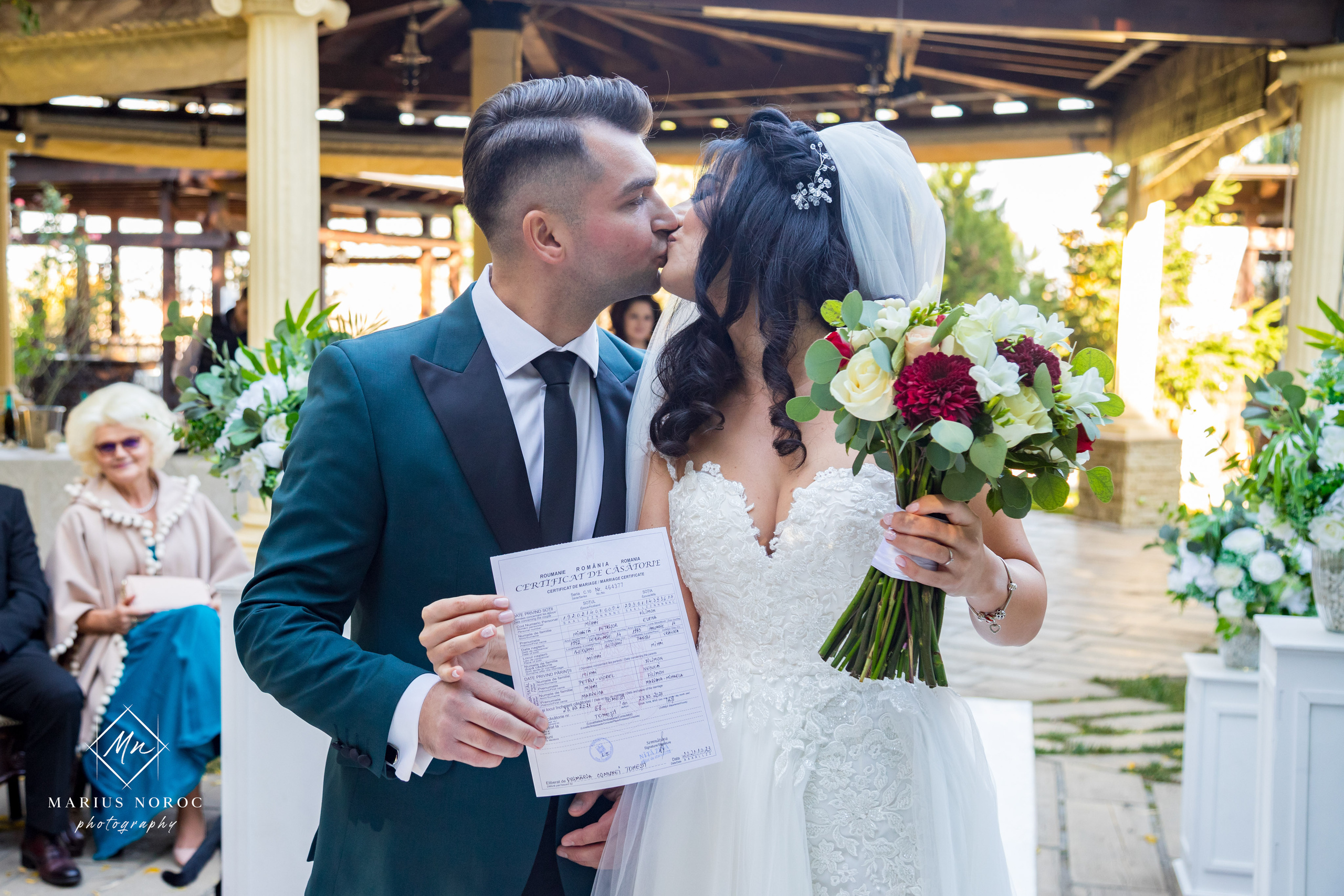Elena & Petrisor | Hotel Restaurant La Castel Iasi