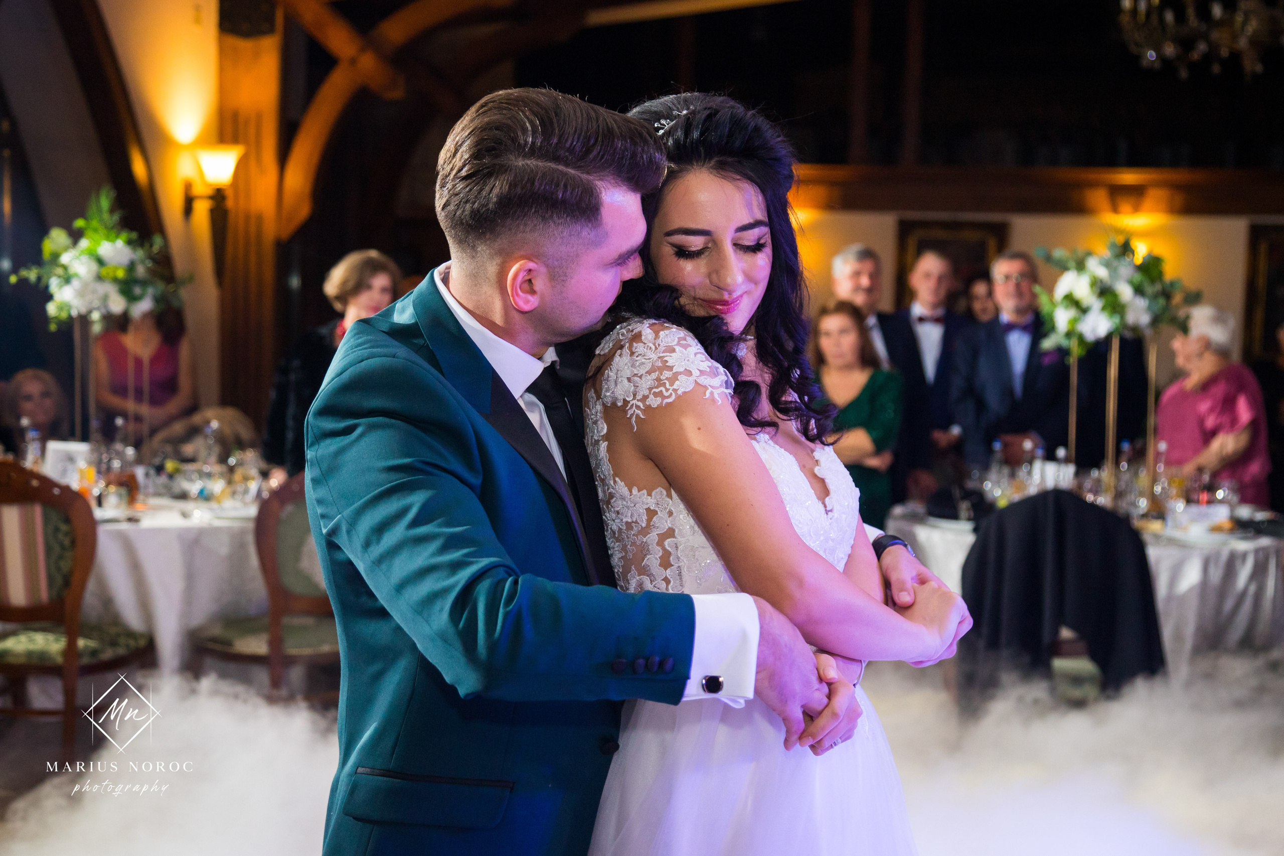 Elena & Petrisor | Hotel Restaurant La Castel Iasi