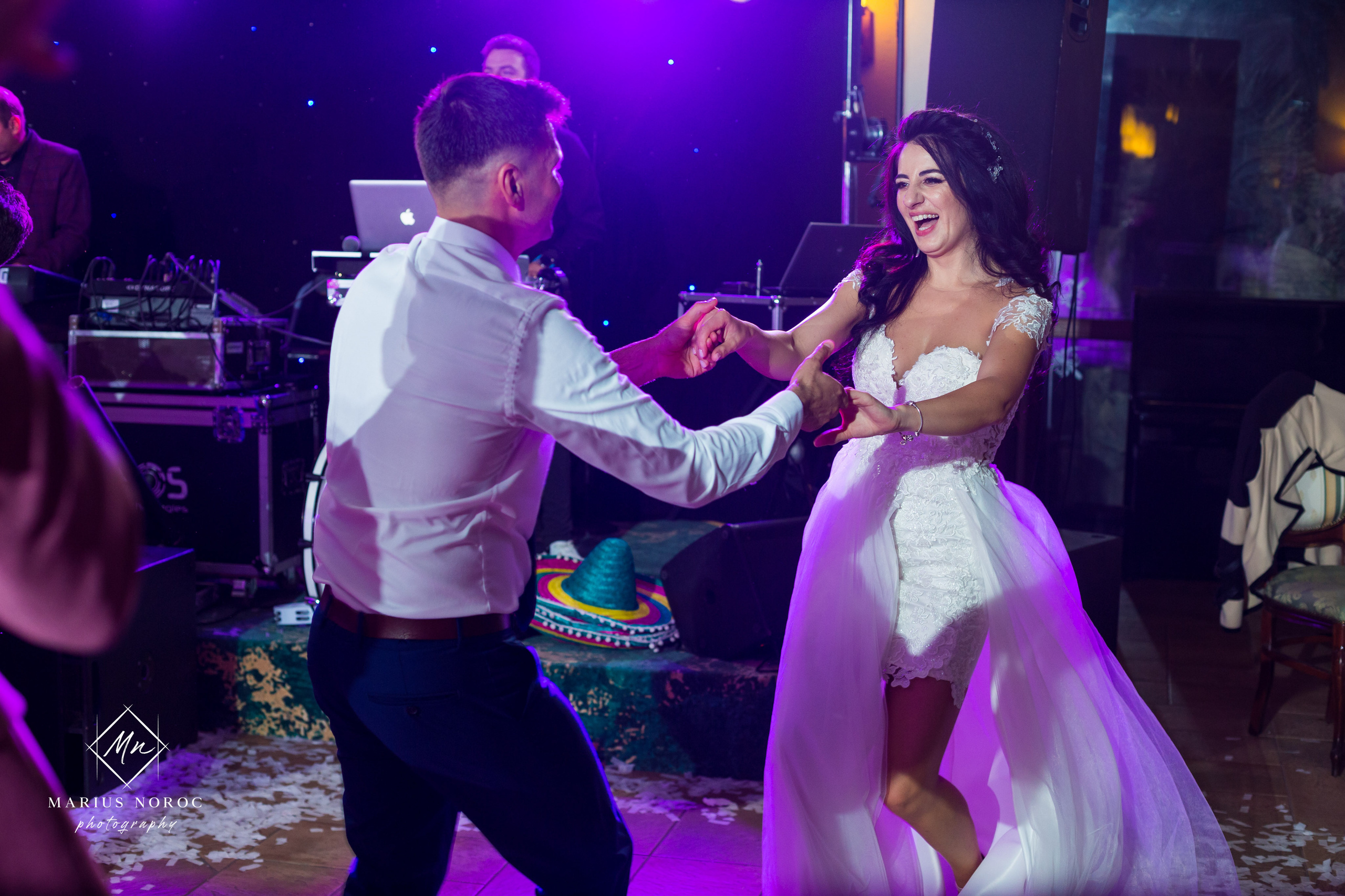 Elena & Petrisor | Hotel Restaurant La Castel Iasi