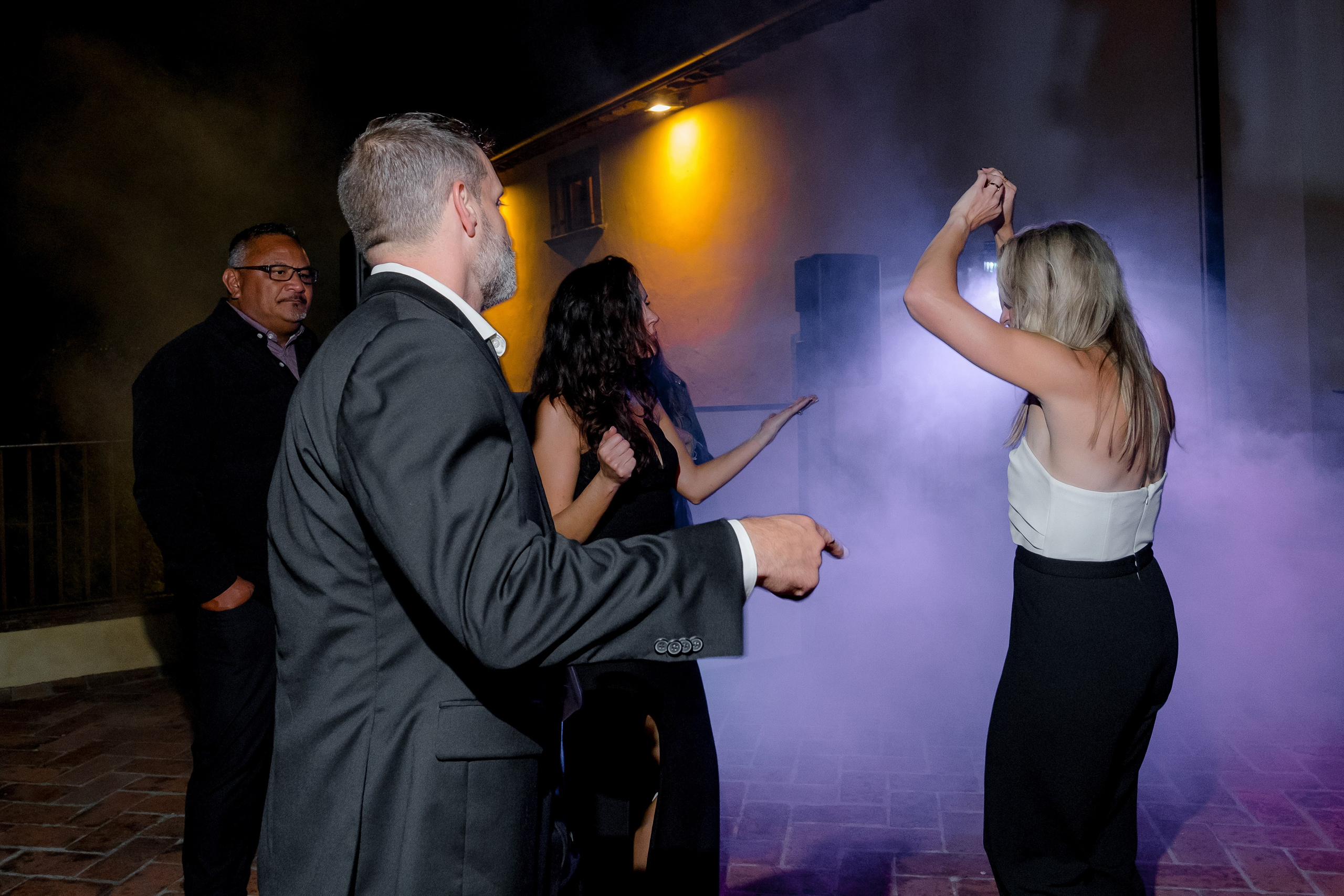 Dom&Ally. Wedding photographer Italy