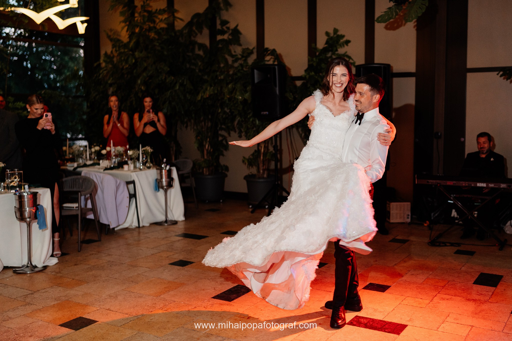 Fotograf de nuntă la Restaurant Pescăruș | Mihai Popa Fotograf. Fotograf Nuntă & Botez București - Mihai Popa | Dincolo de oameni, imortalizez emoții!