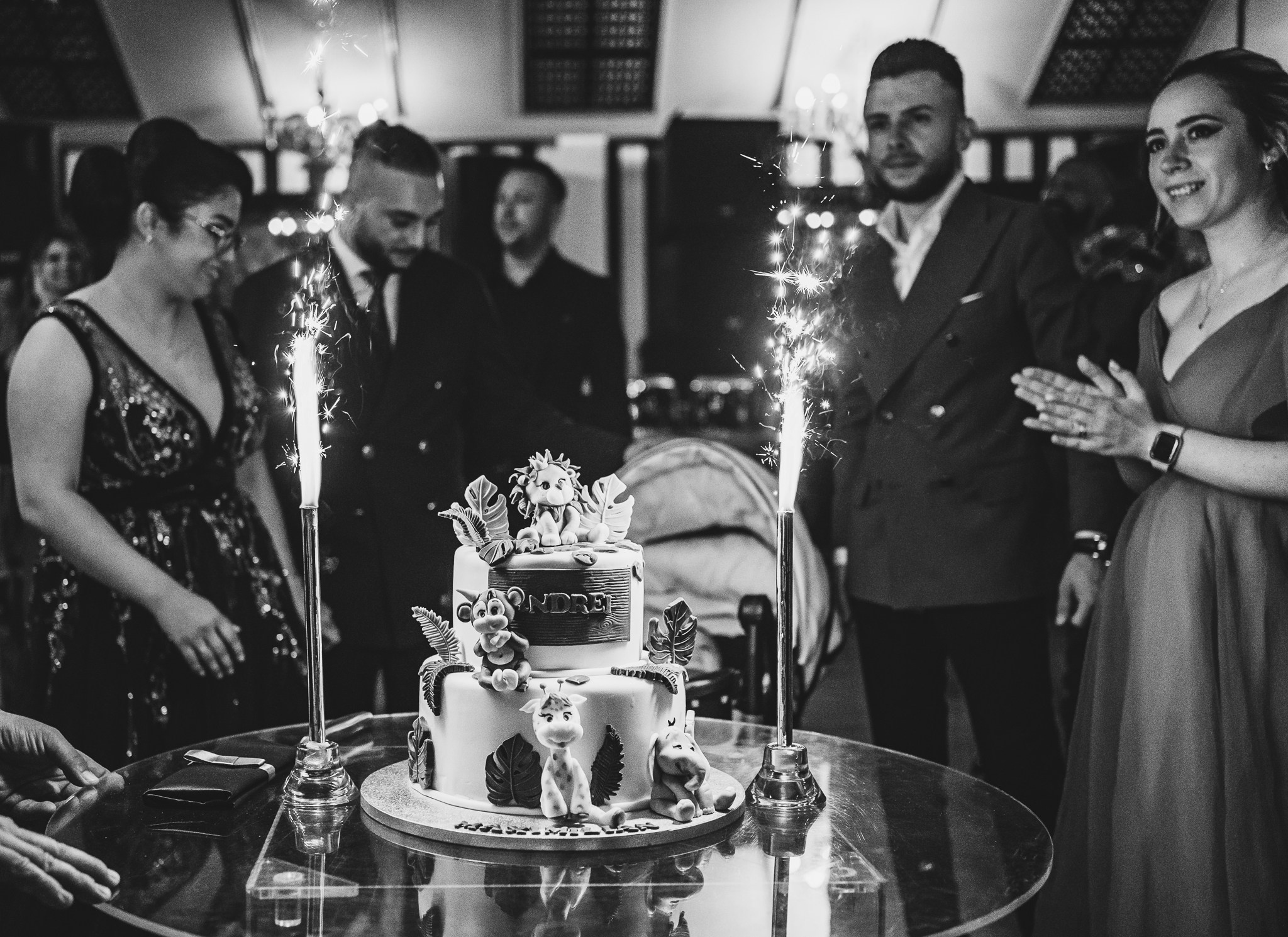 Fotograf de Botez în București- Mihai Popa Fotograf. Fotograf Nuntă & Botez București - Mihai Popa | Dincolo de oameni, imortalizez emoții!