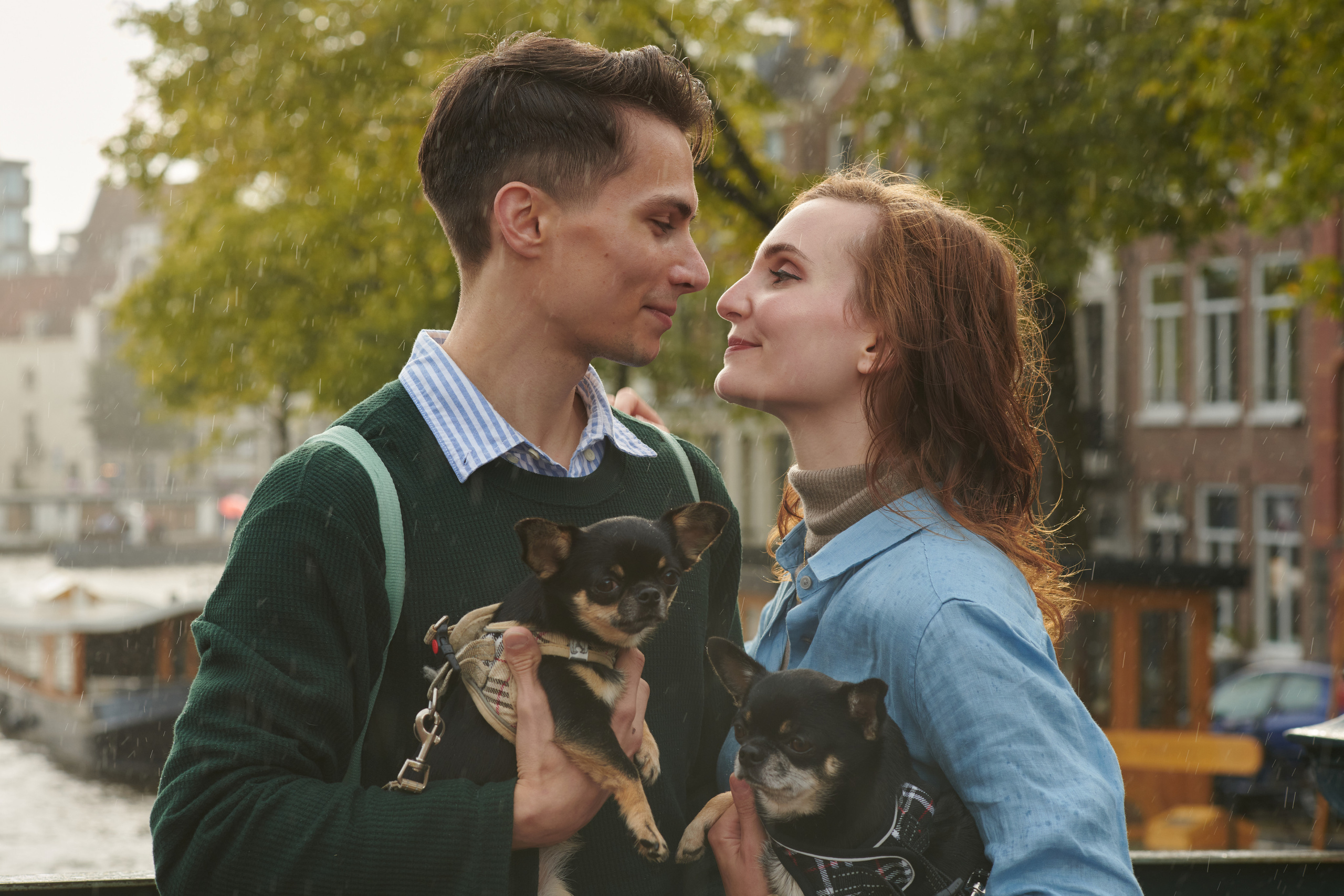 Amsterdam photo shoot of lovers and their dogs