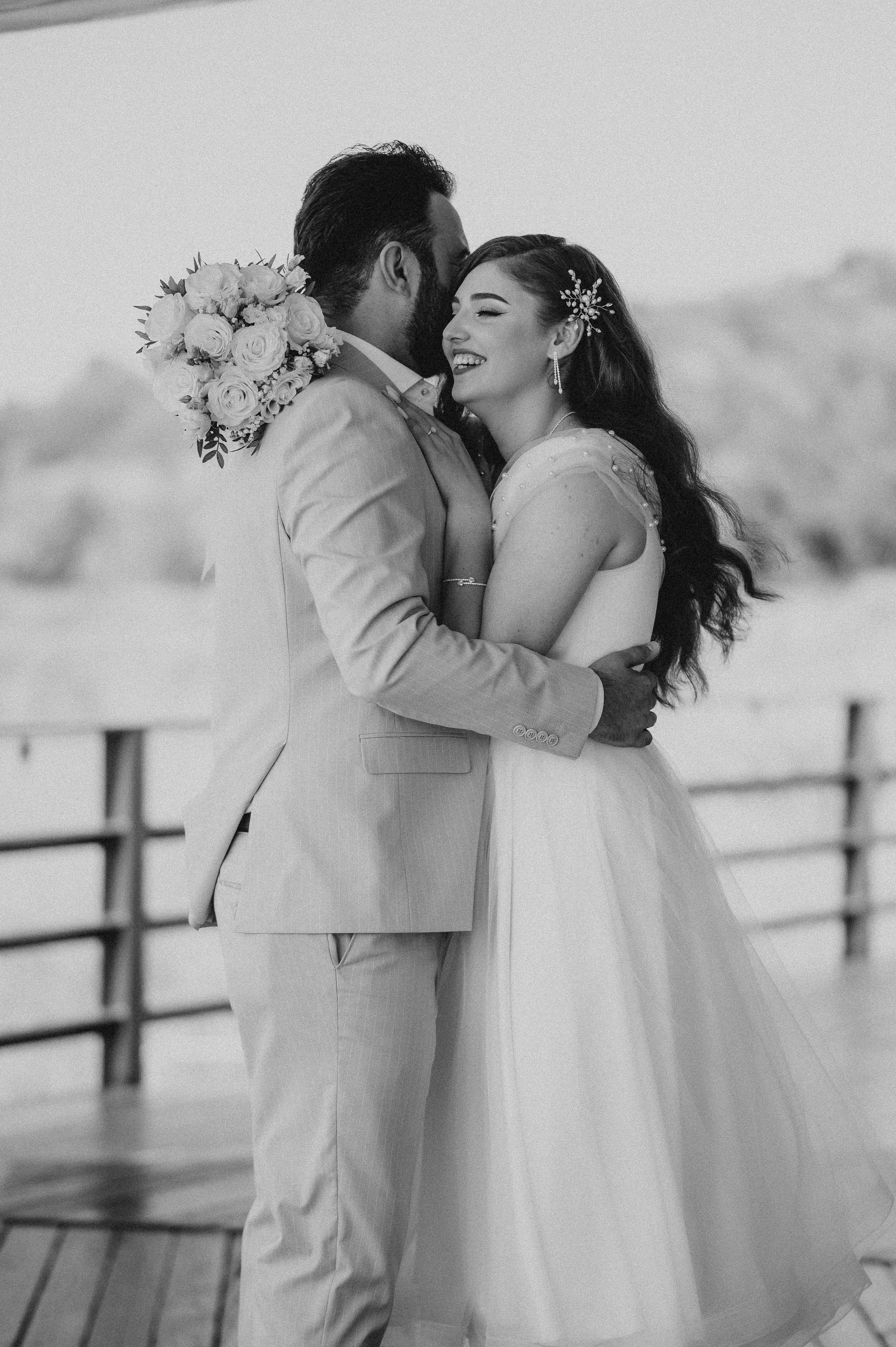 Cununie civila in aer liber si sedinta foto de cuplu. Proud Vision Weddings | Wedding Photography & Film — Servicii profesionale Foto Video Nunta Iasi