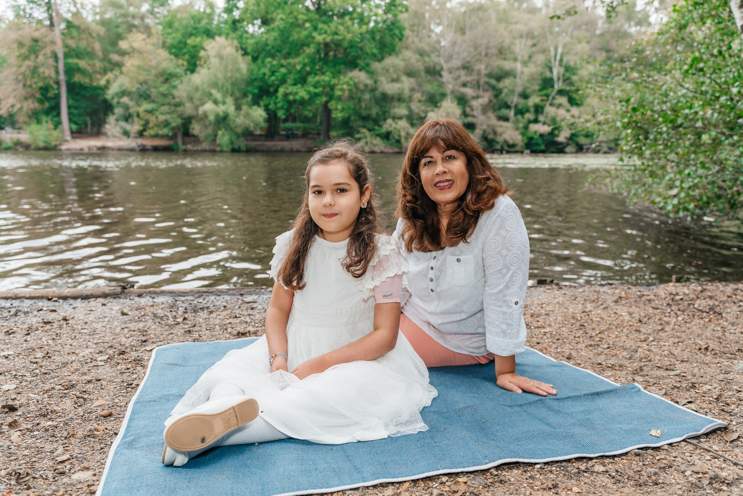 A family photo shoot in black park.
