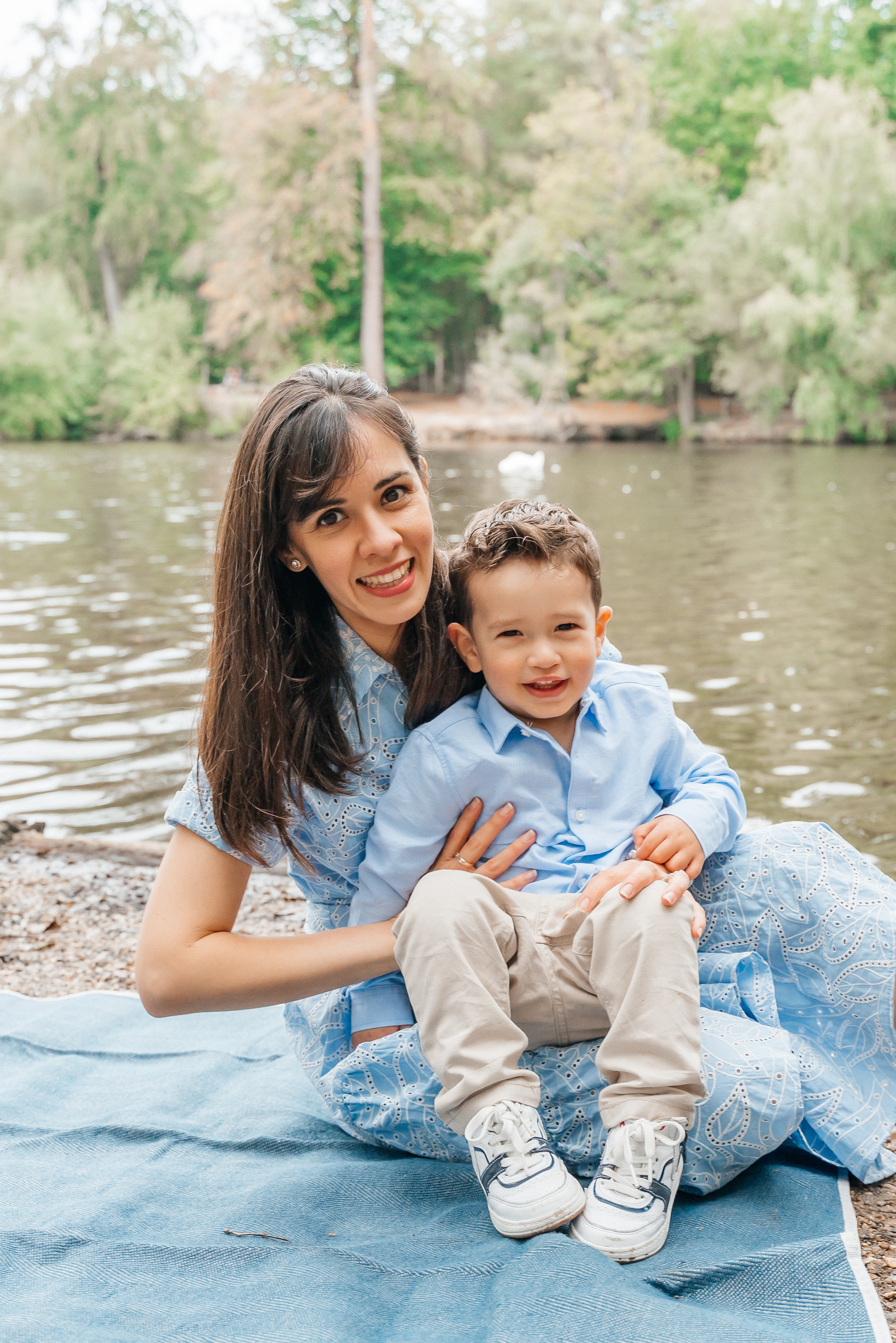 A family photo shoot in black park.