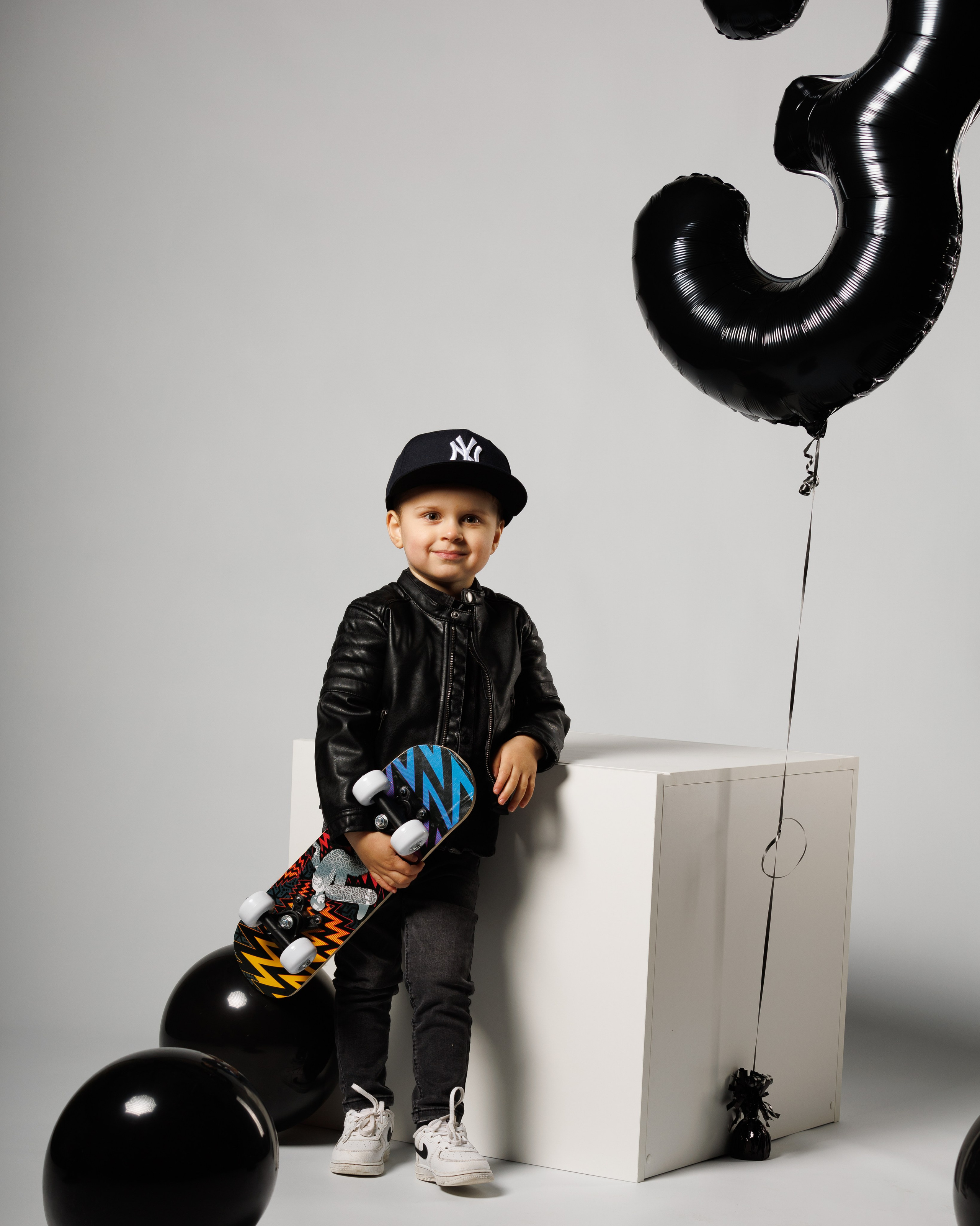 ValStudio. Https://valphoto.wfolio.pro/