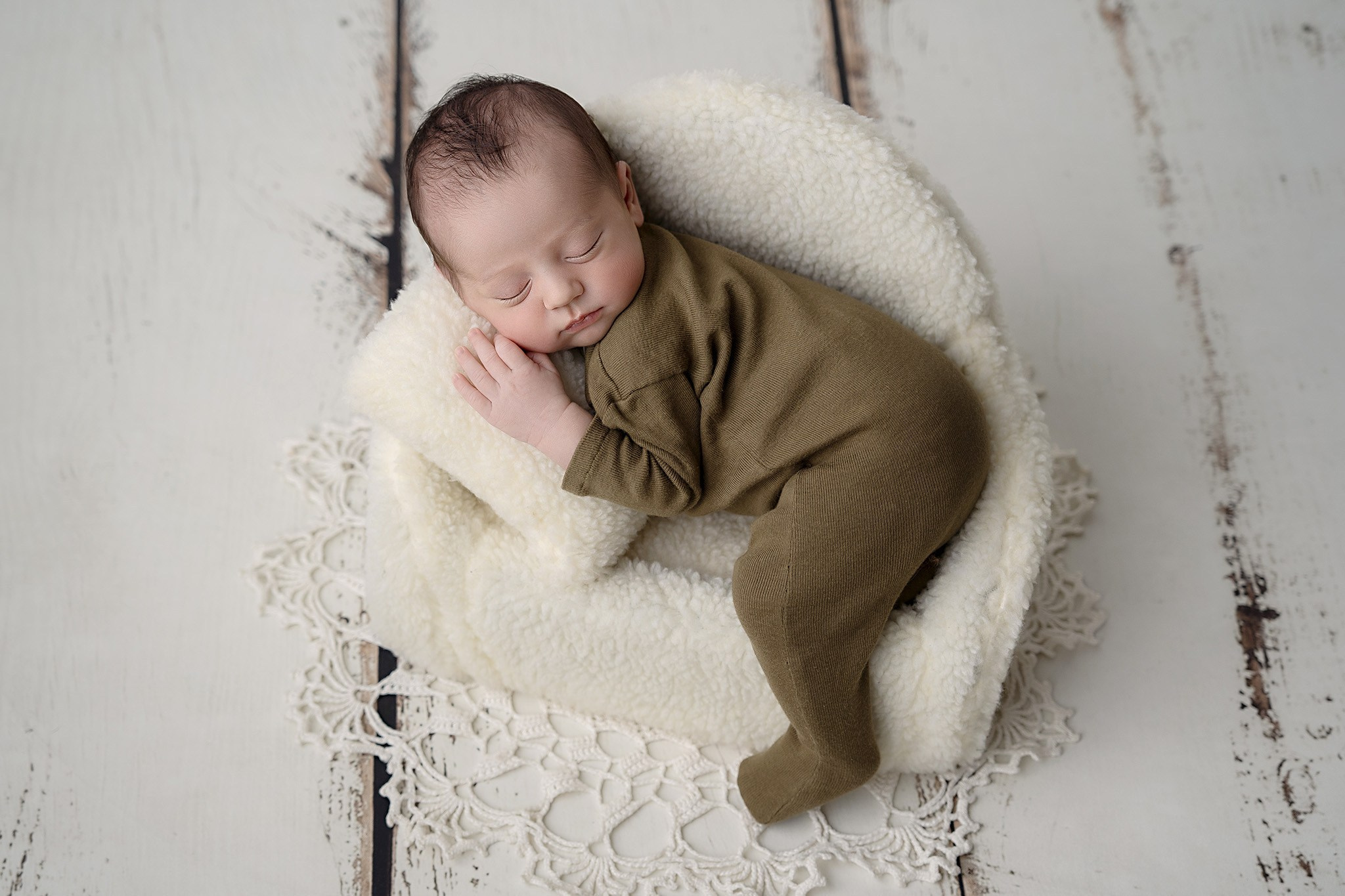 Newborn. Fotograf maternitate, nou-născuți și familie în Cluj-Napoca | Roxana Rusu