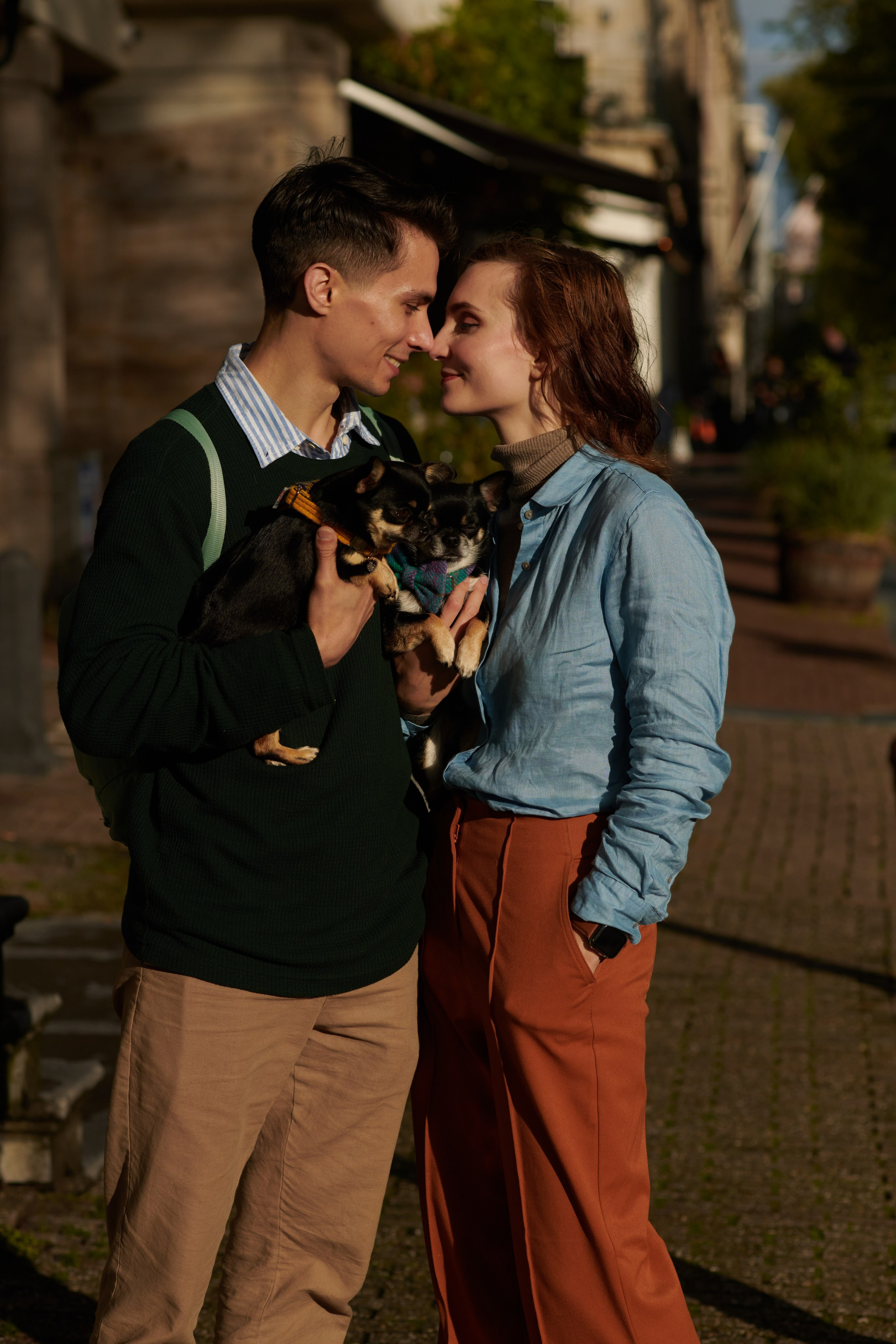 Feeling and portraying the emotions of love through the camera is my passion, which I will take you through our experience in the couple photoshoot 