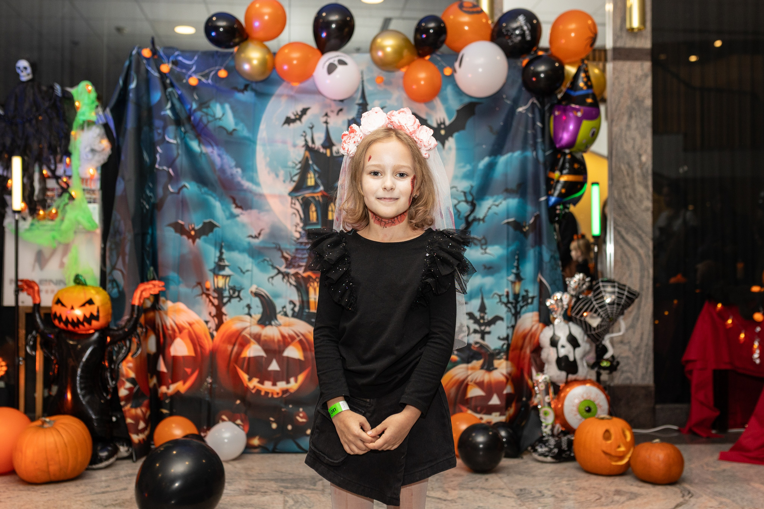 Leo dance studio Helloween 2025. Семейный и детский фотограф в Варшаве Мила Бобровская