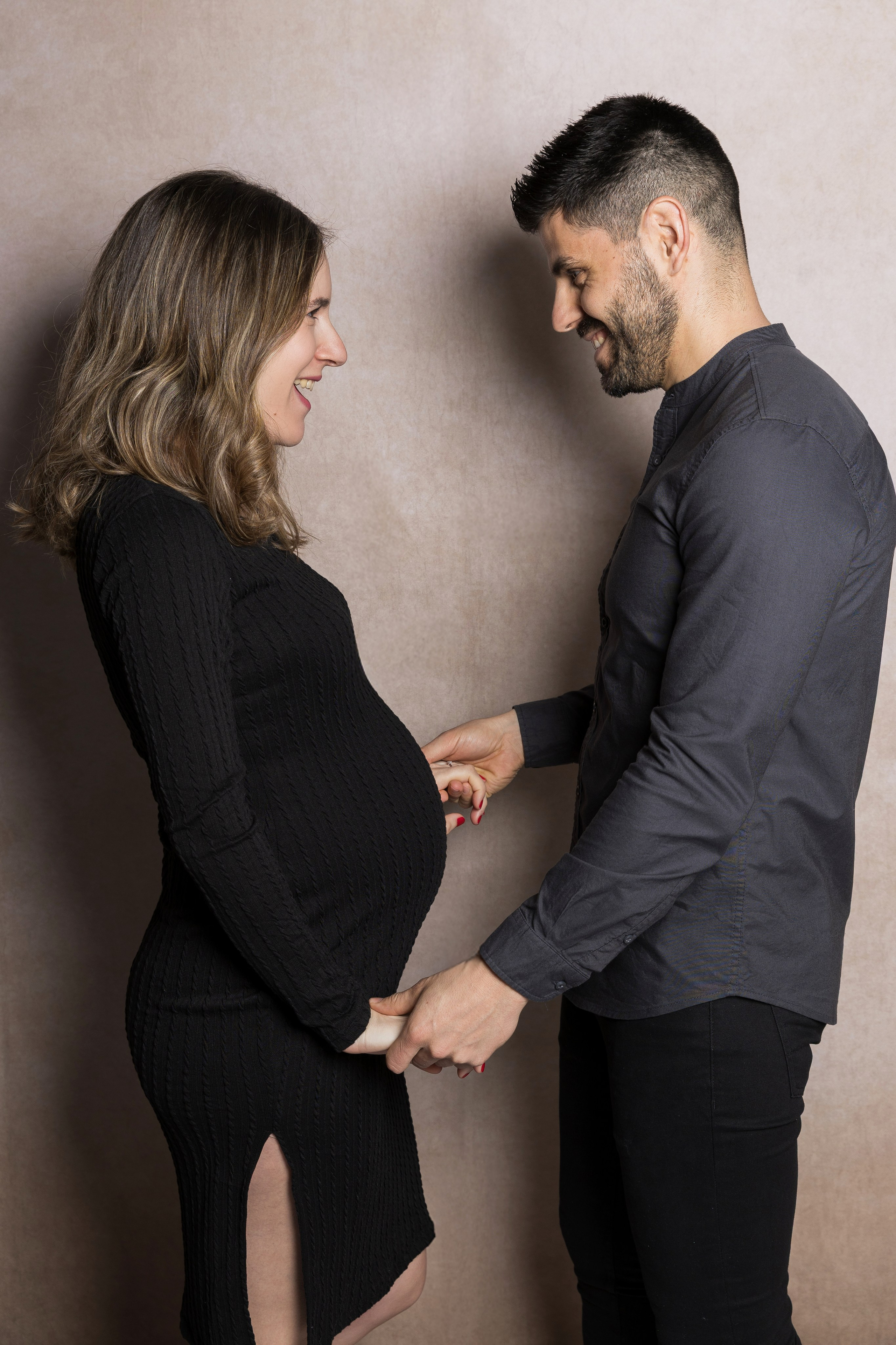 Sesión de Embarazo: Rainbox. Rainbox Estudio de Fotografía