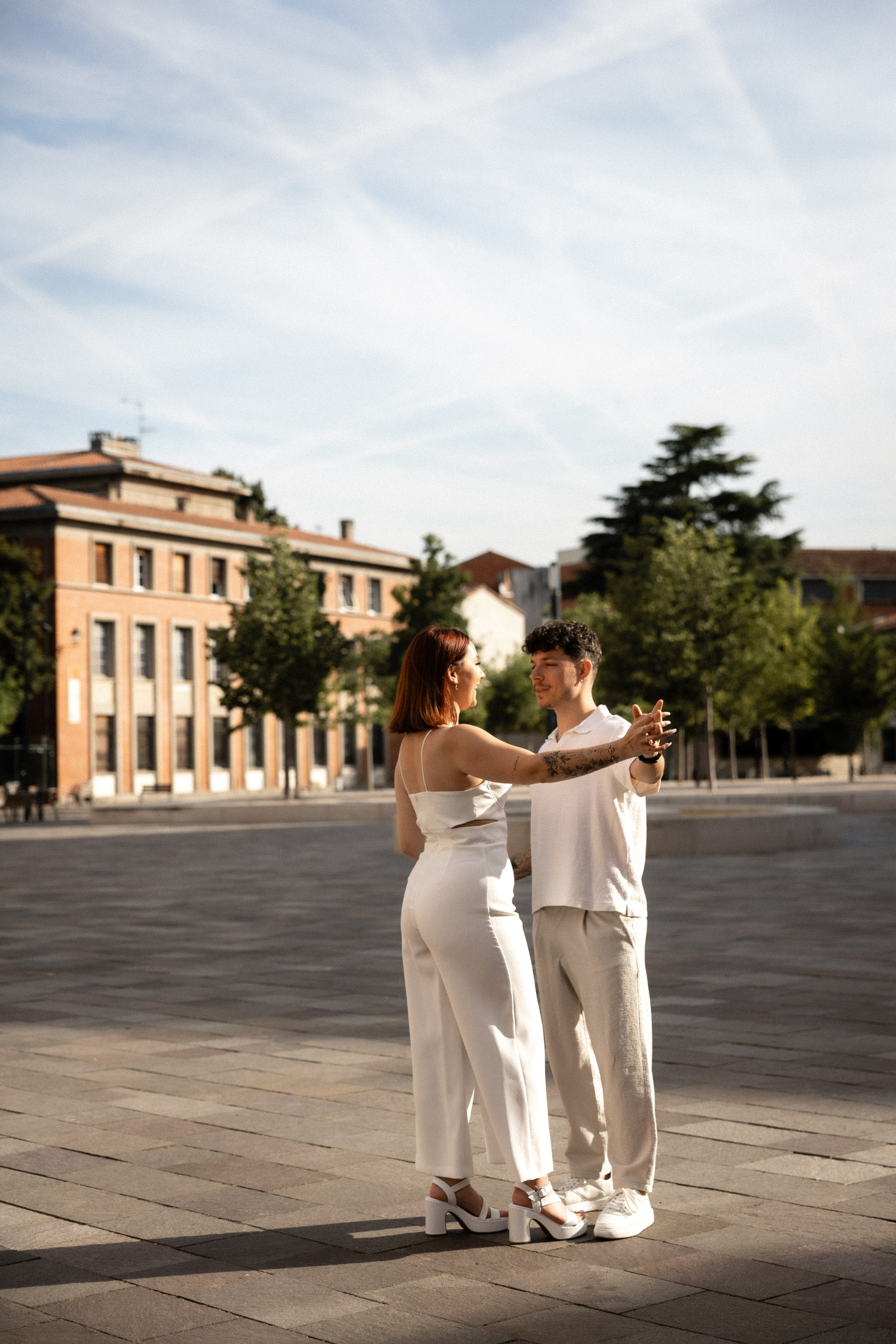 Engagement love Story in Toulouse. Eugénie Smirnova — Photographe à Toulouse et dans le Sud-Ouest