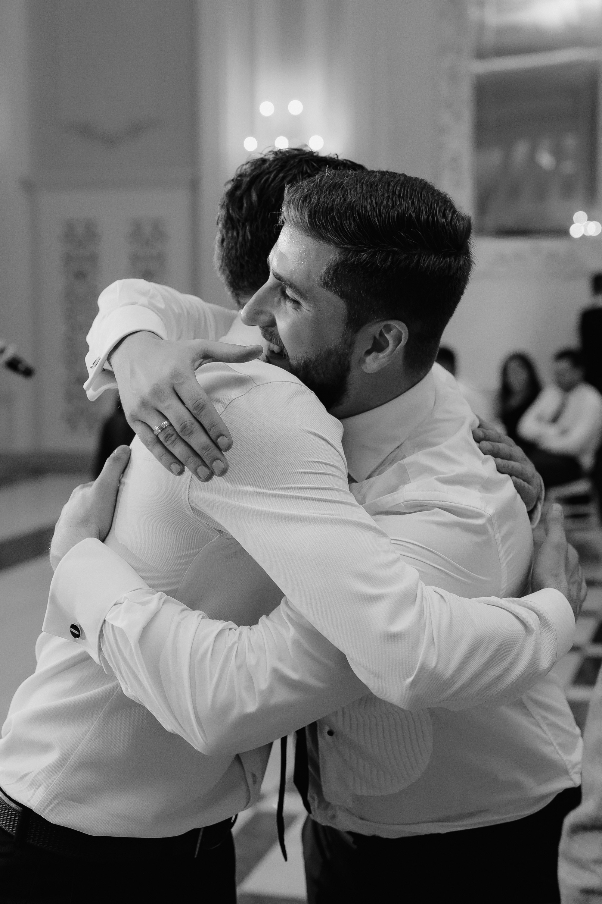 Între noi e dragoste. Servicii Foto Video în Chișinău și Europa ID-Brothers