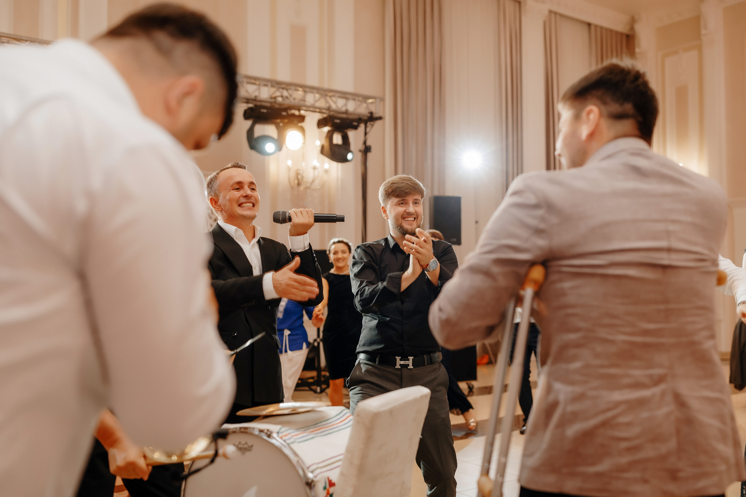 Între noi e dragoste. Servicii Foto Video în Chișinău și Europa ID-Brothers