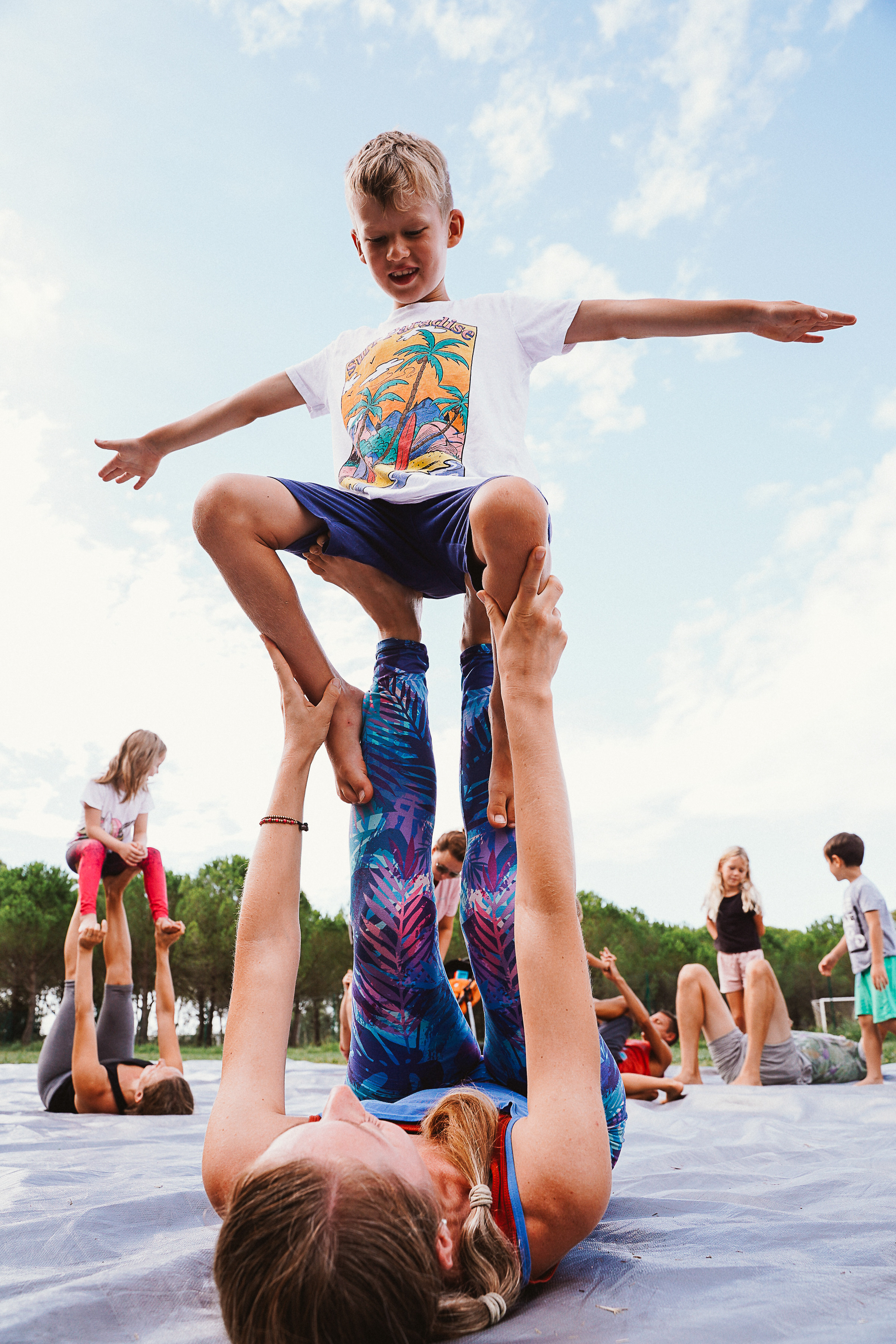 Артлагеря «Мир Театра» и «Большой Цирк». Семейные лагеря в Европе с Ниной Янечковой и Ириной Зиновьевой