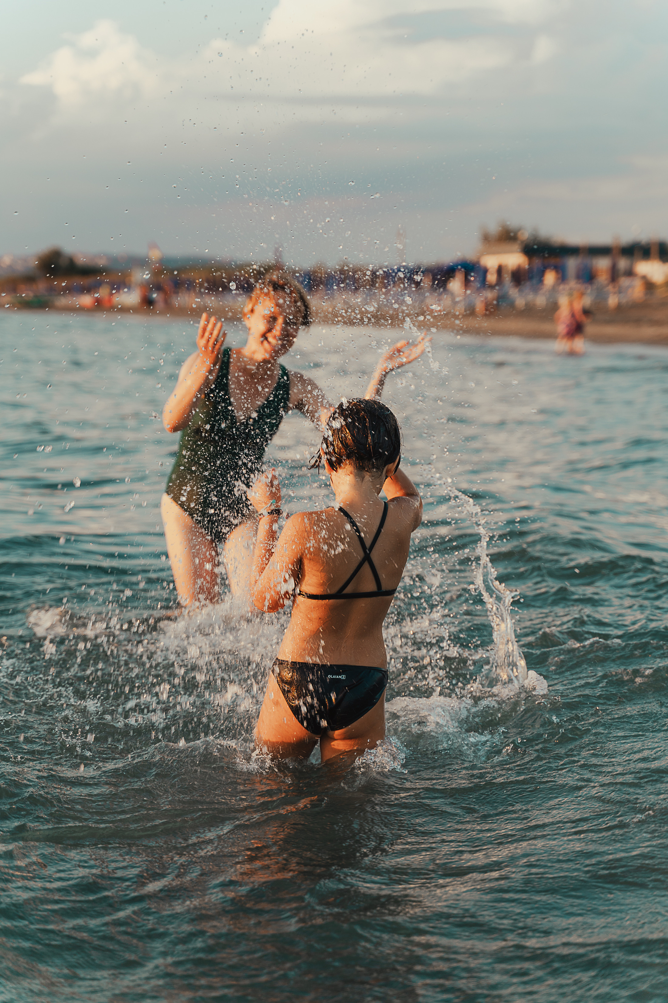 Артлагеря «Мир Театра» и «Большой Цирк». Семейные лагеря в Европе с Ниной Янечковой и Ириной Зиновьевой