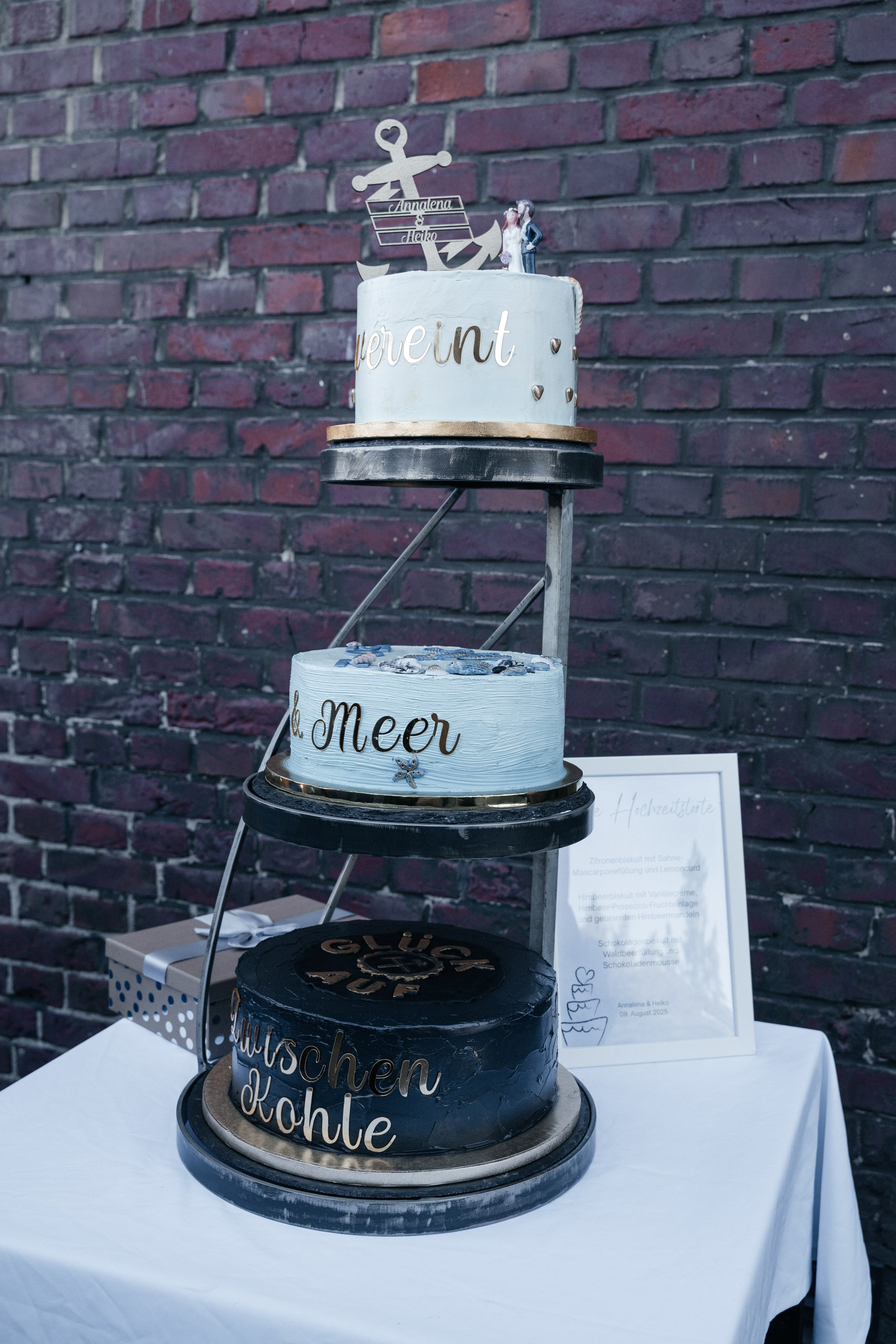 A & H, LUFRE. Wedding Photographer Germany