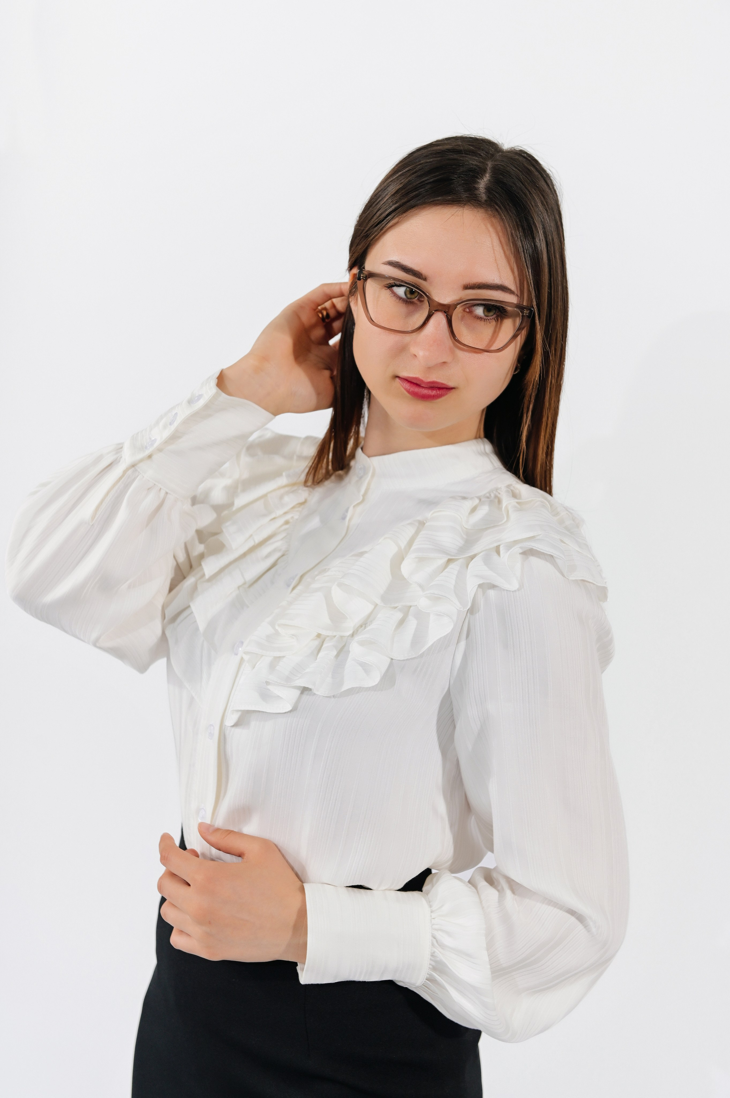 Compleu: bluză și fustă. Designer vestimentar: elaborarea, proiectarea și confectionare…