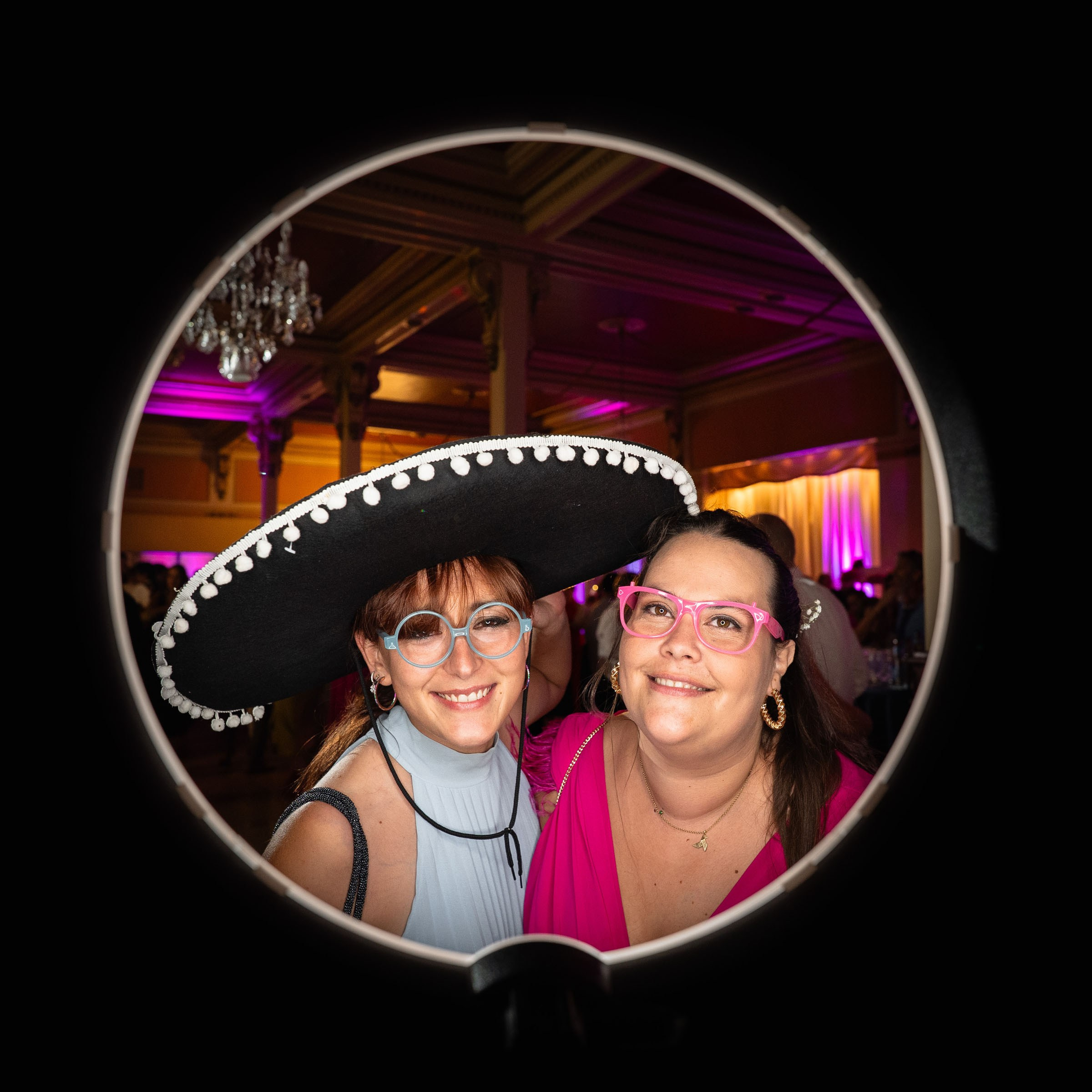 Photocircle y fotos de boda de Andrea y Jose en el Casino de Huesca. PIXLOVE - Fotógrafos de bodas Huesca Pirineos Zaragoza