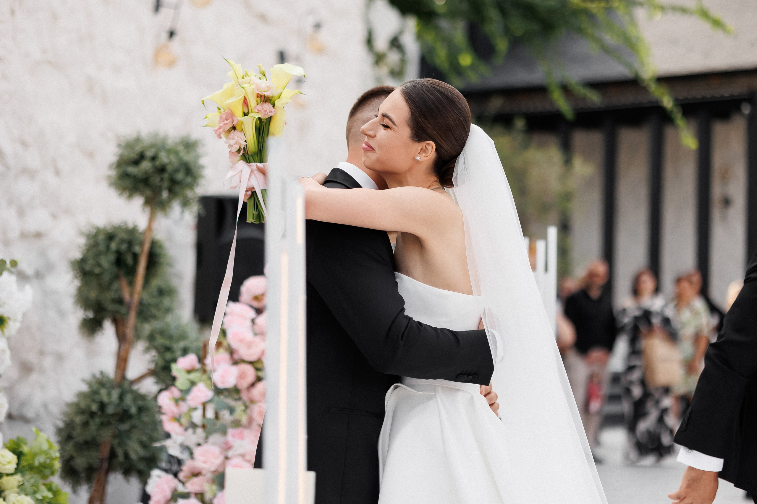 Gabriel & Evelina — Lago — Wedding Day. Servicii Foto și Video 067188353