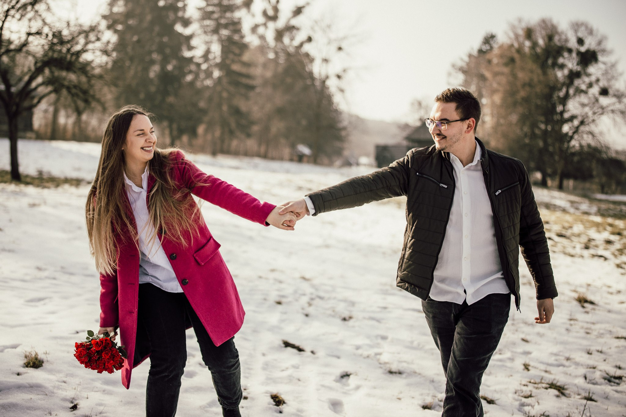 Sedinta Foto Save The Date la Parcul Etnografic Cluj. Horatiu Fat: Fotograf si Videograf Profesionist Nunta Cluj-Napoca