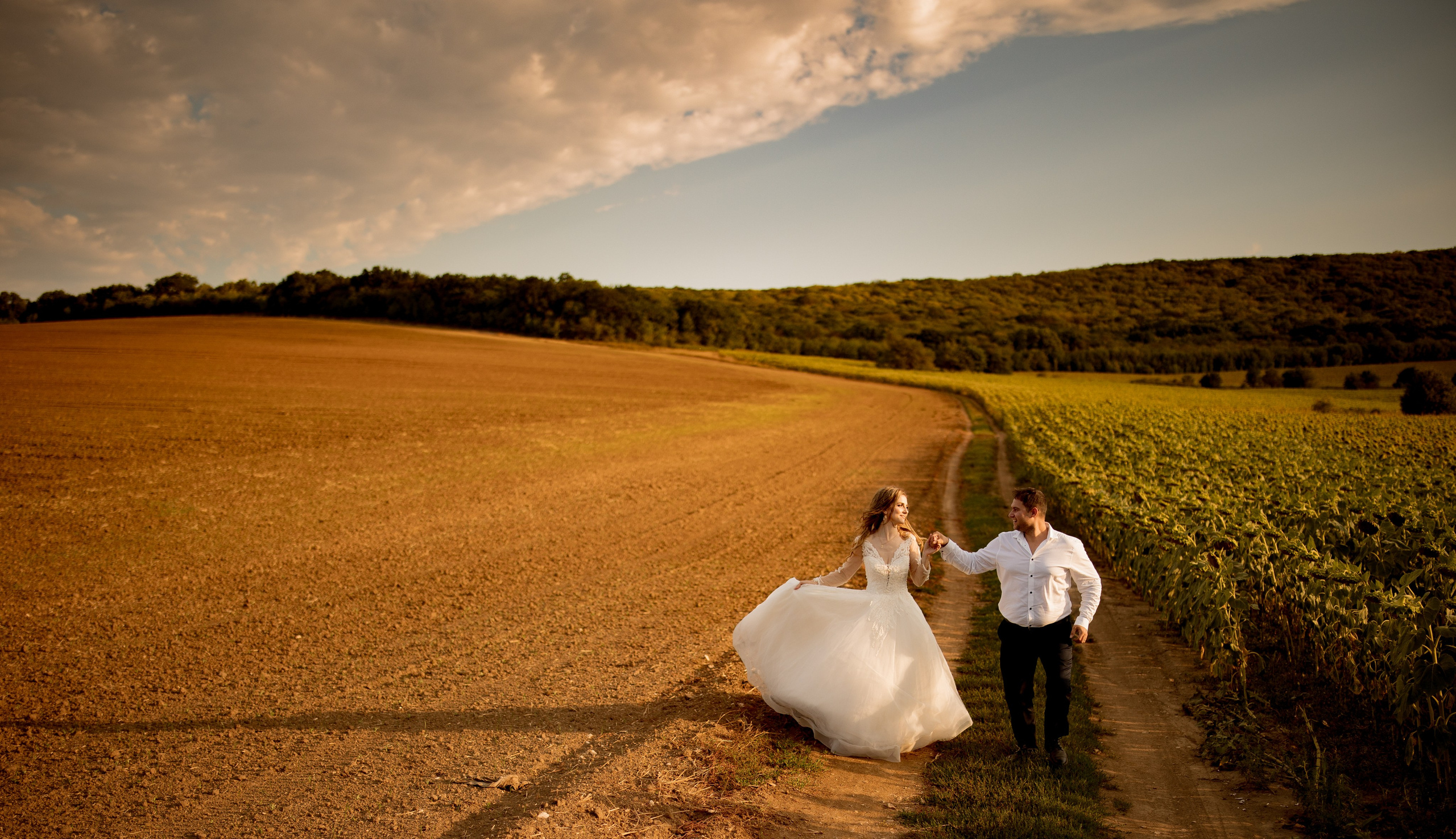 Fotografii de la sedinte foto Trash the Dress. Codux — Fotograf Tulcea | Fotograf Evenimente