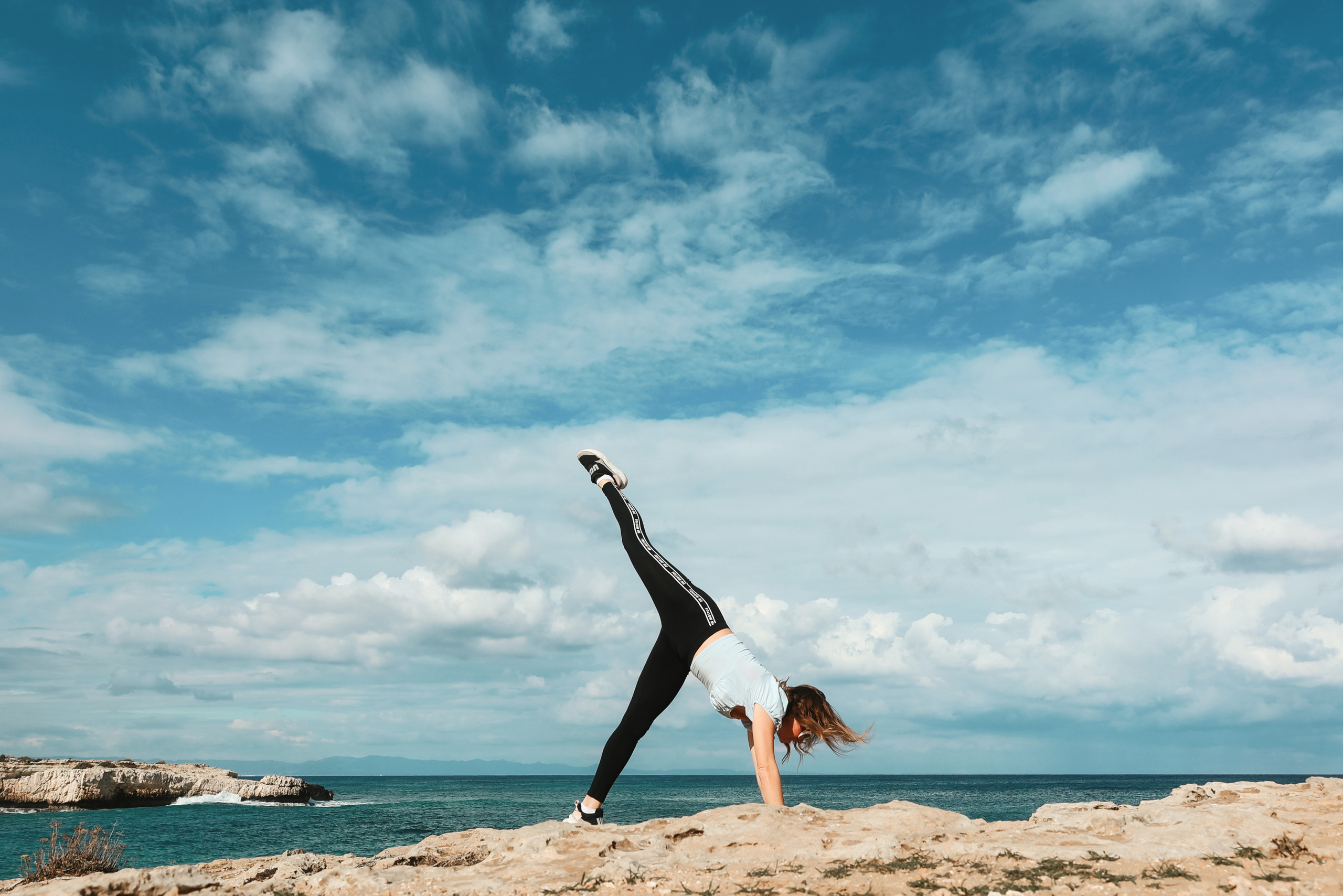 Съемка для фитнес-тренера. Январь, 2022. Cyprus Vision. Φωτογραφίες και βίντεο στην Κύπρο — Αγία Νάπα, Πρωταράς