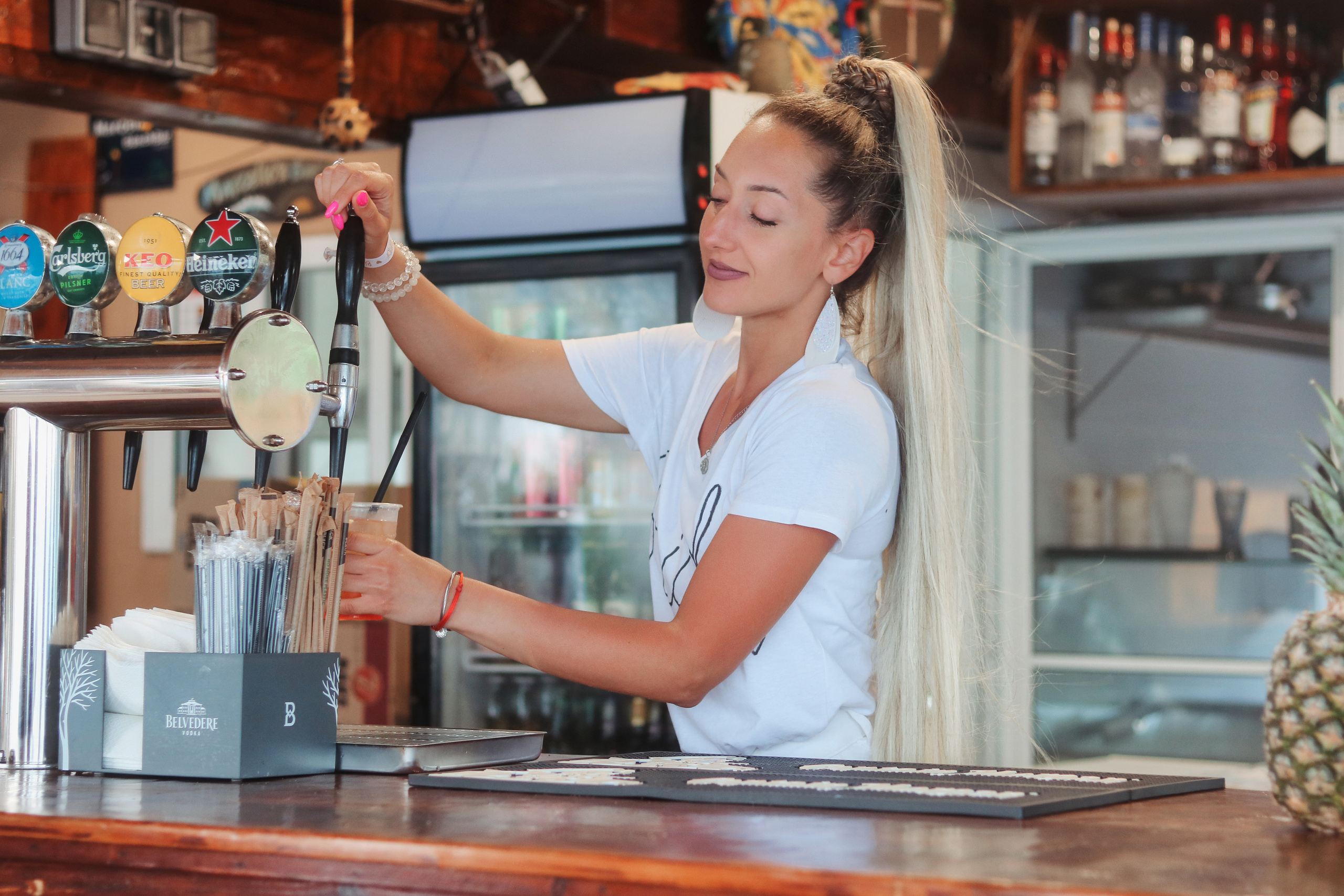 Фотосессия девичника в Айя-Напе. Май, 2022. Cyprus Vision. Φωτογραφίες και βίντεο στην Κύπρο — Αγία Νάπα, Πρωταράς