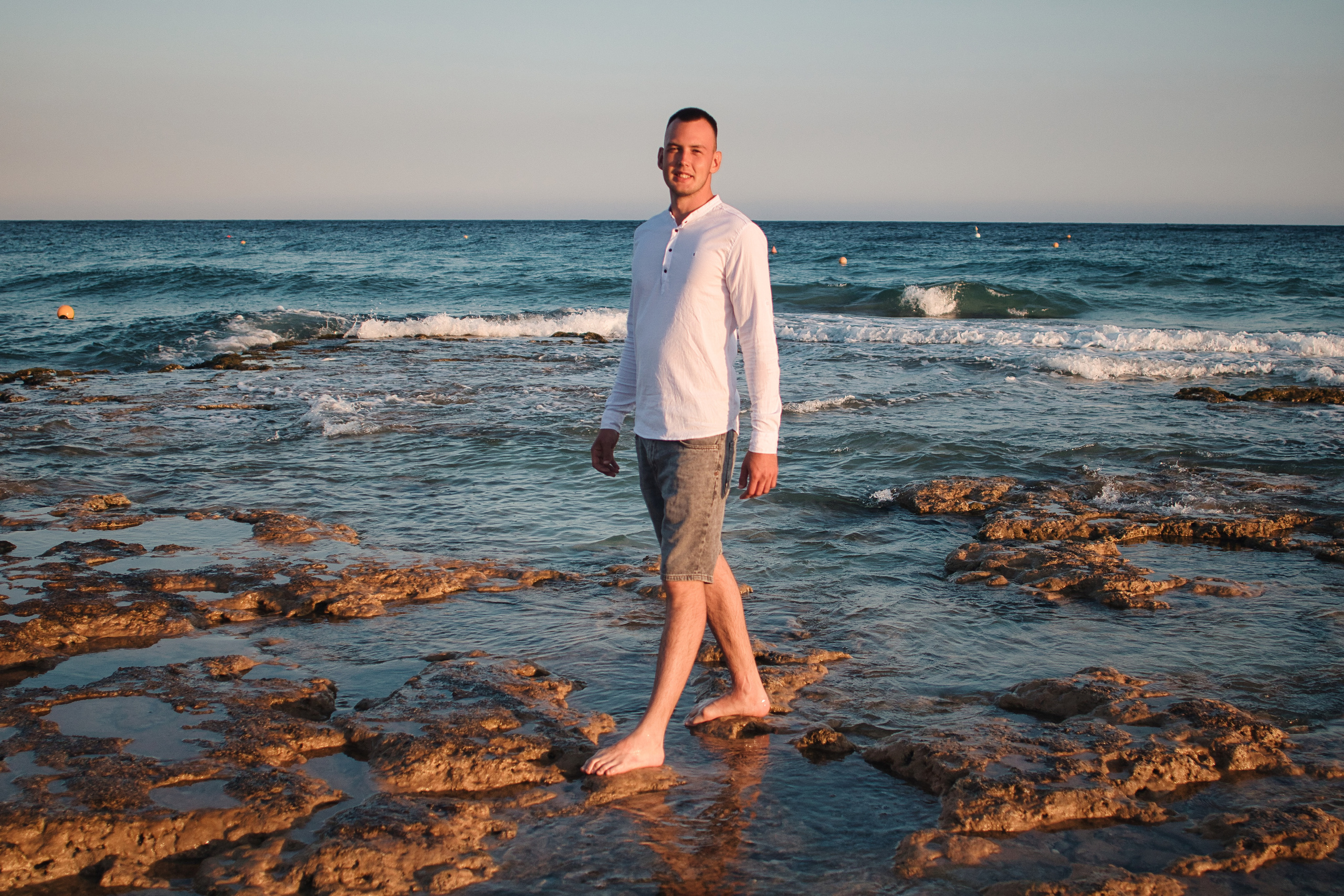 Love-story в Айя-Напе. Июнь, 2021. Cyprus Vision. Φωτογραφίες και βίντεο στην Κύπρο — Αγία Νάπα, Πρωταράς