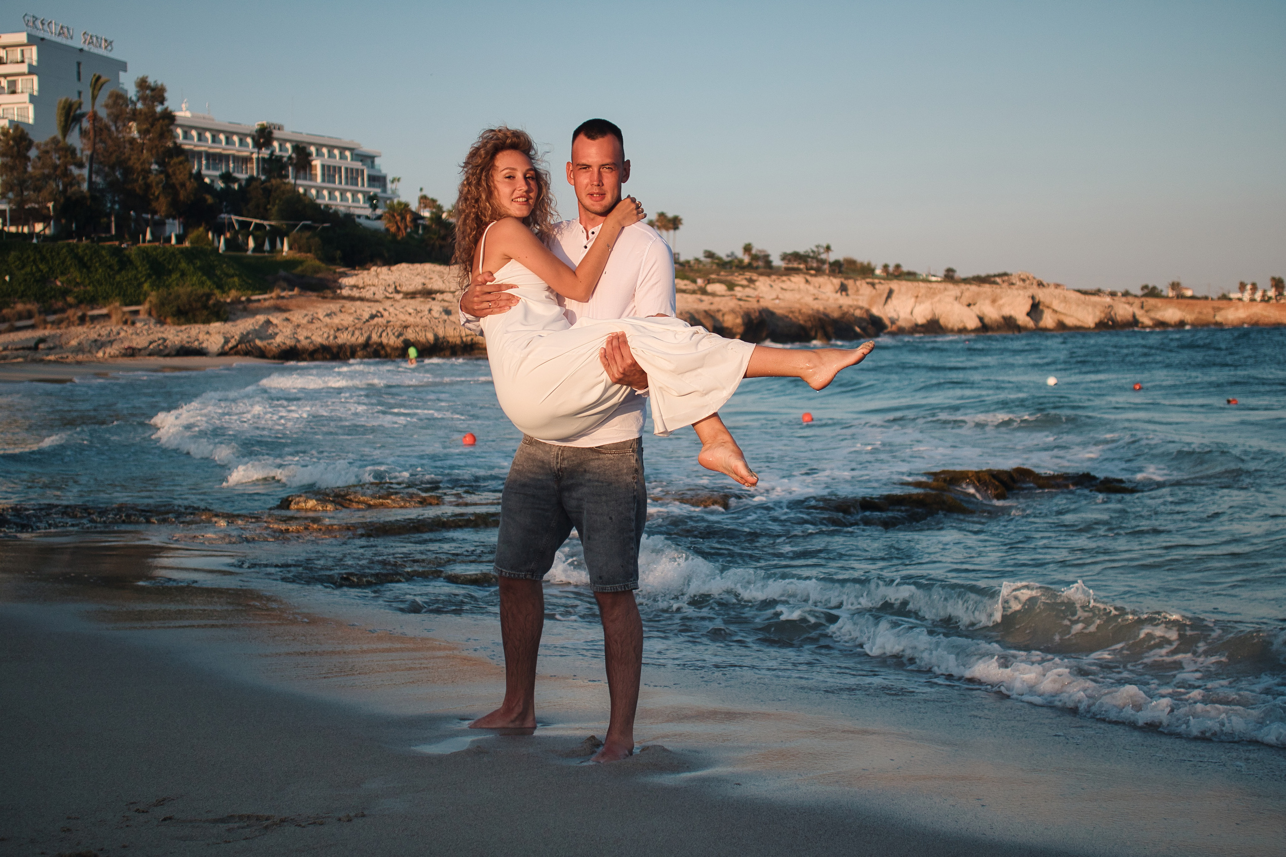 Love-story в Айя-Напе. Июнь, 2021. Cyprus Vision. Φωτογραφίες και βίντεο στην Κύπρο — Αγία Νάπα, Πρωταράς