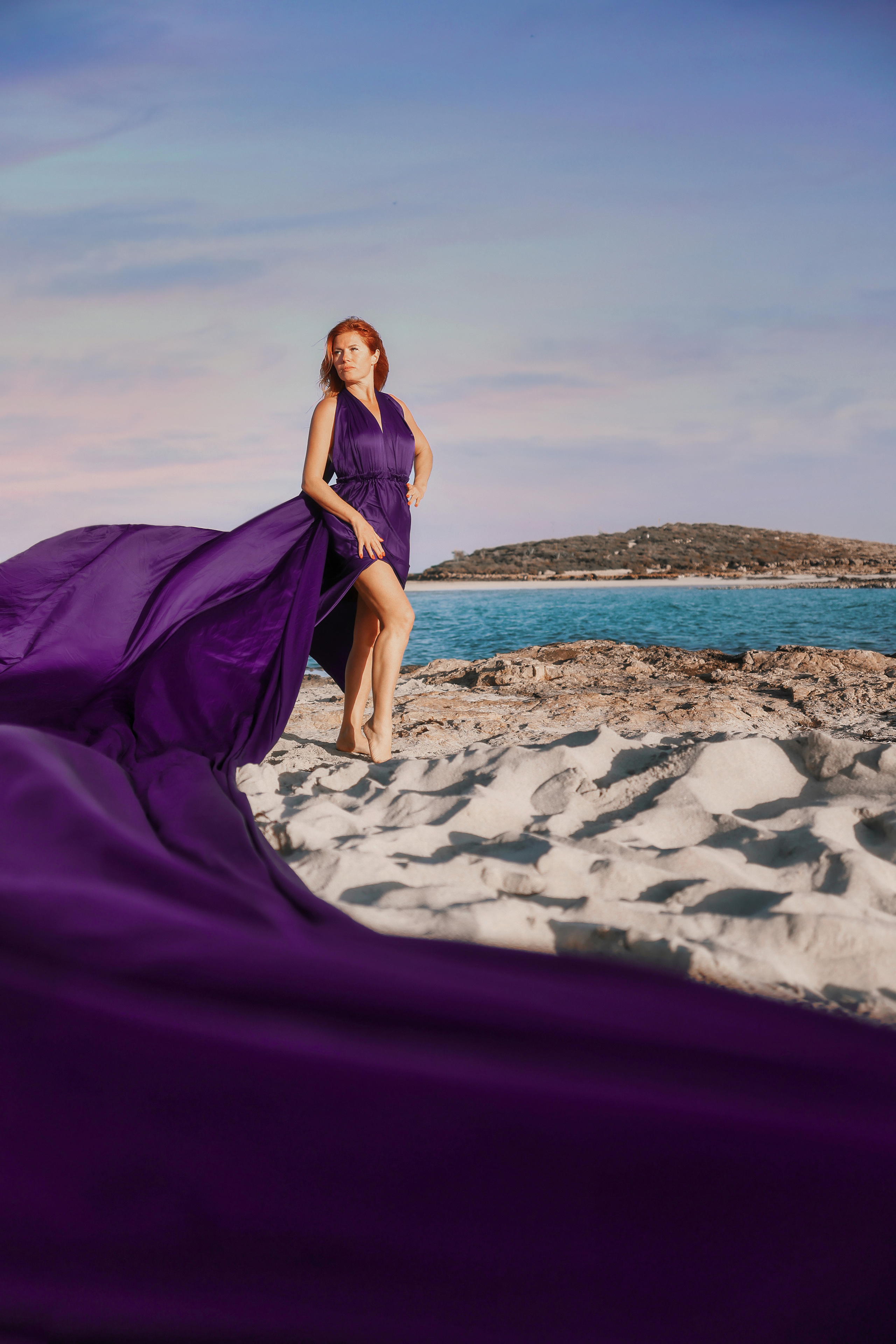 Фотосессия в летящем платье. Март, 2023. Cyprus Vision. Φωτογραφίες και βίντεο στην Κύπρο — Αγία Νάπα, Πρωταράς