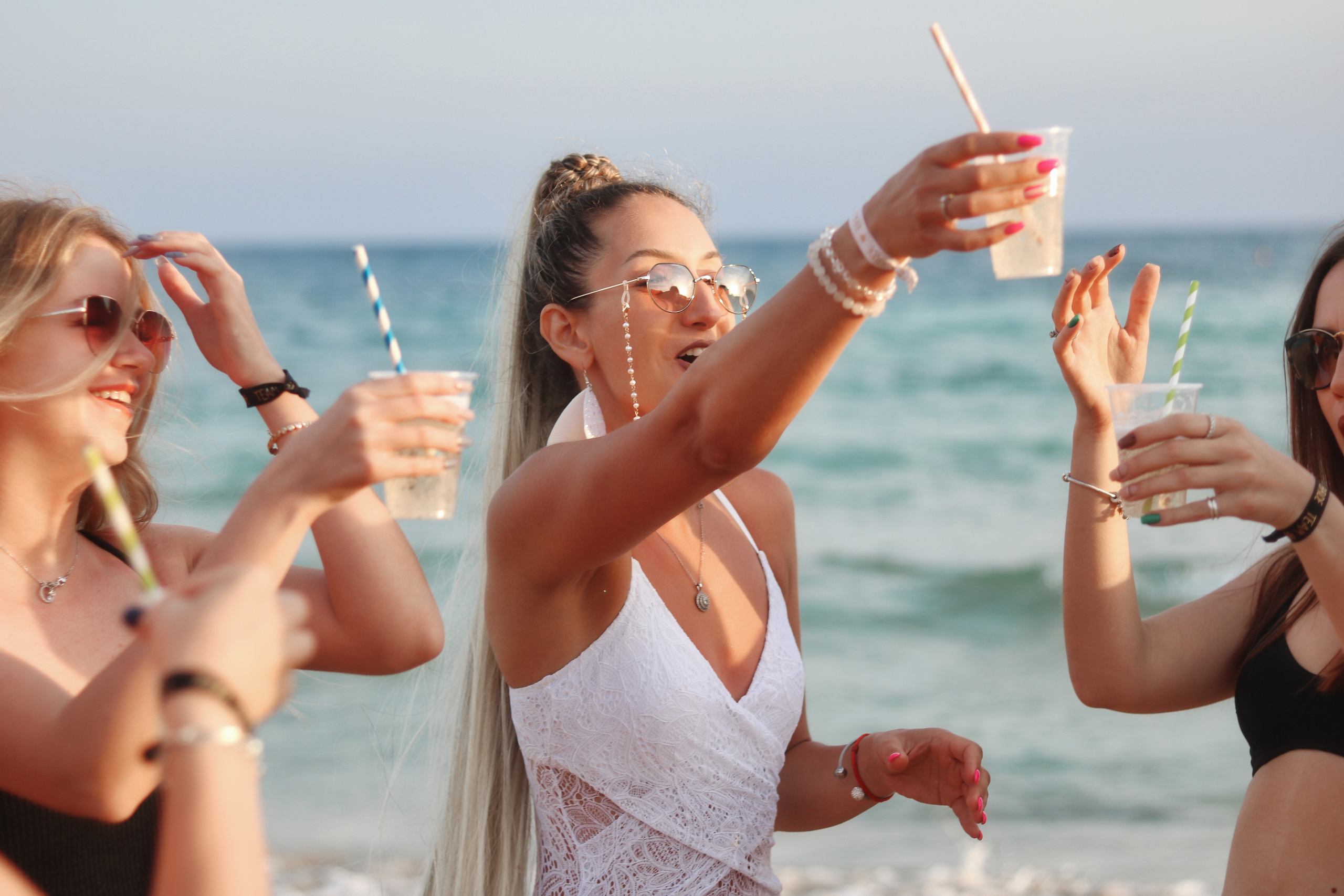 Фотосессия девичника в Айя-Напе. Май, 2022. Cyprus Vision. Φωτογραφίες και βίντεο στην Κύπρο — Αγία Νάπα, Πρωταράς