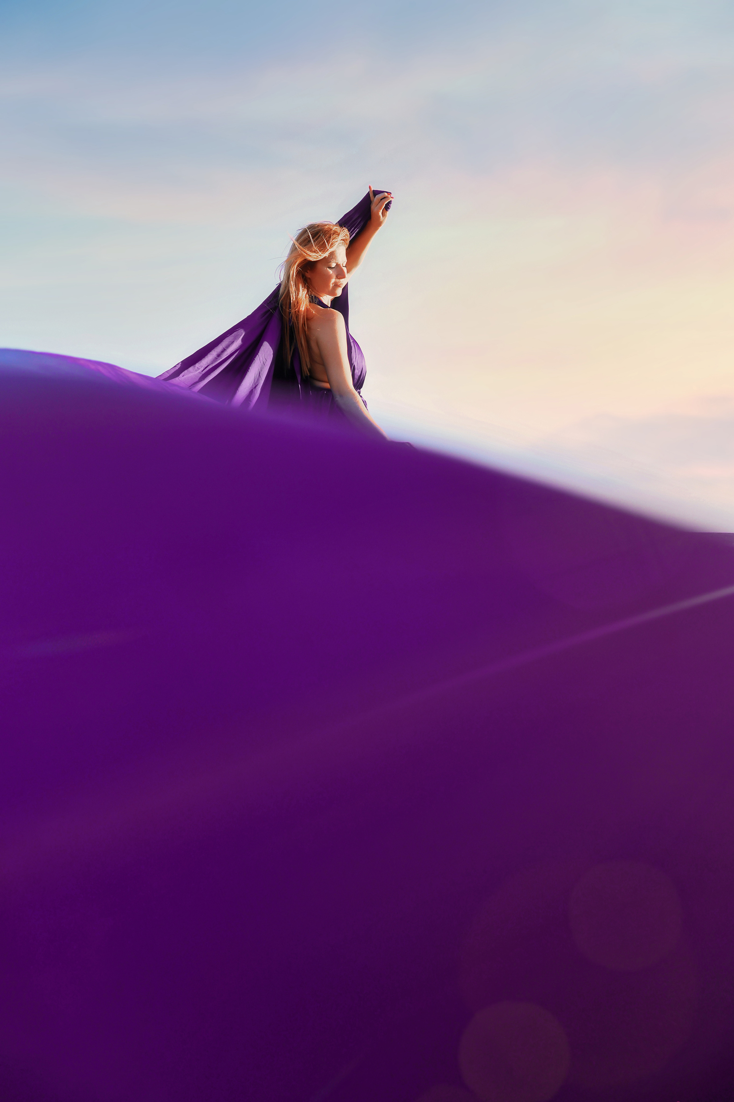 Фотосессия в летящем платье. Март, 2023. Cyprus Vision. Φωτογραφίες και βίντεο στην Κύπρο — Αγία Νάπα, Πρωταράς