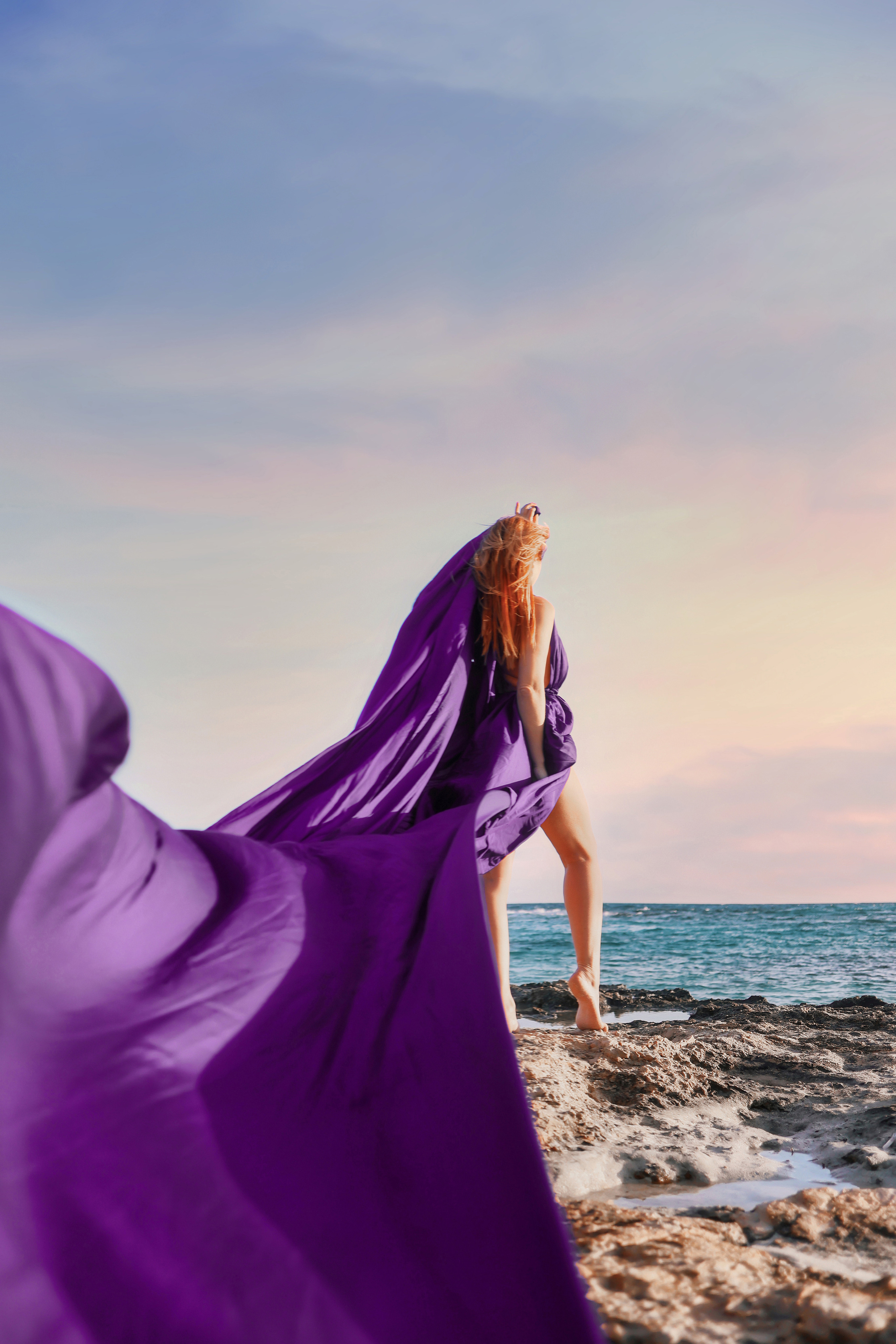 Фотосессия в летящем платье. Март, 2023. Cyprus Vision. Φωτογραφίες και βίντεο στην Κύπρο — Αγία Νάπα, Πρωταράς