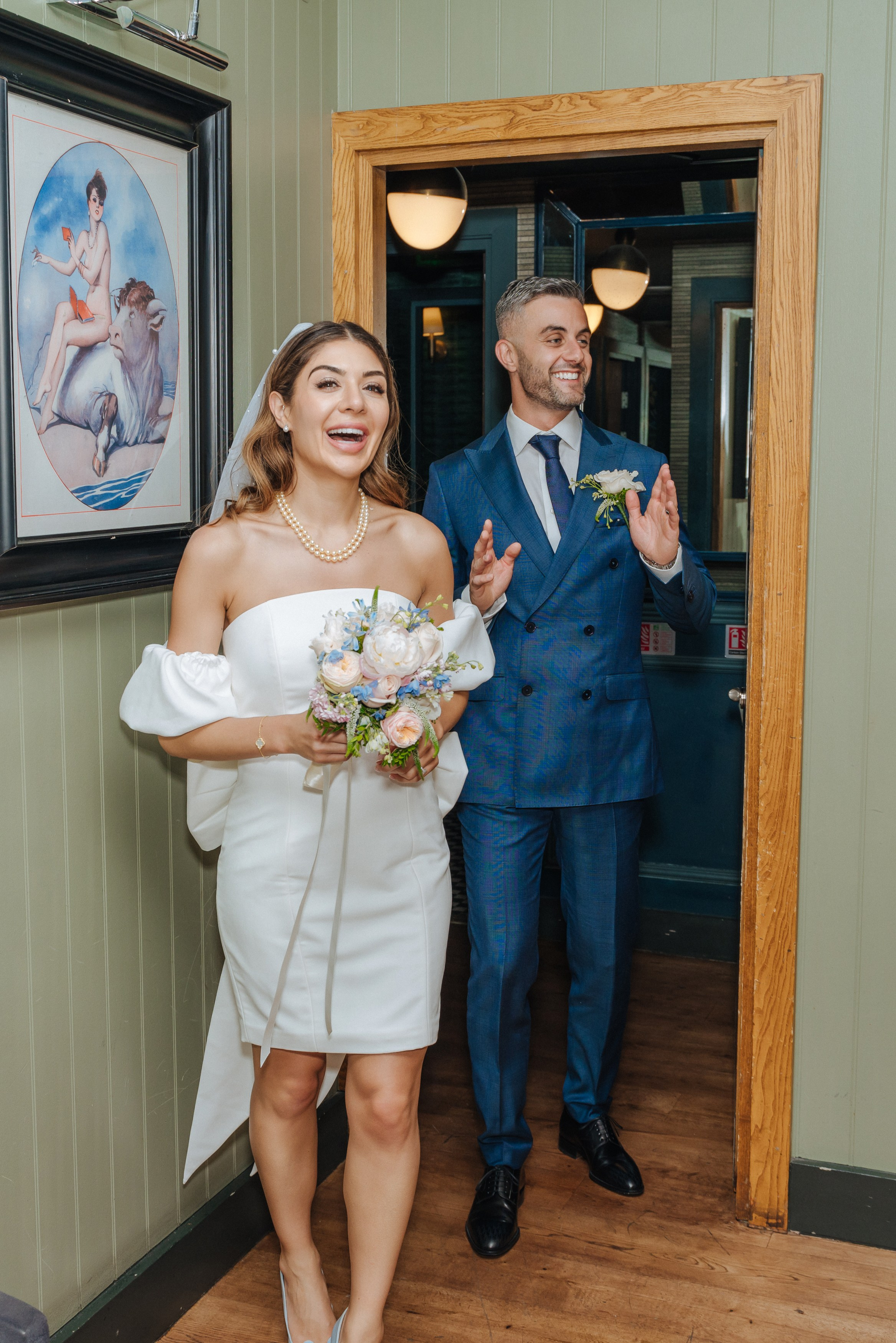 Civil ceremony at Chelsea Old Town Hall,  Wedding in Chelsea, Wedding in London,  wedding photographer in Chelsea, wedding photographer in London