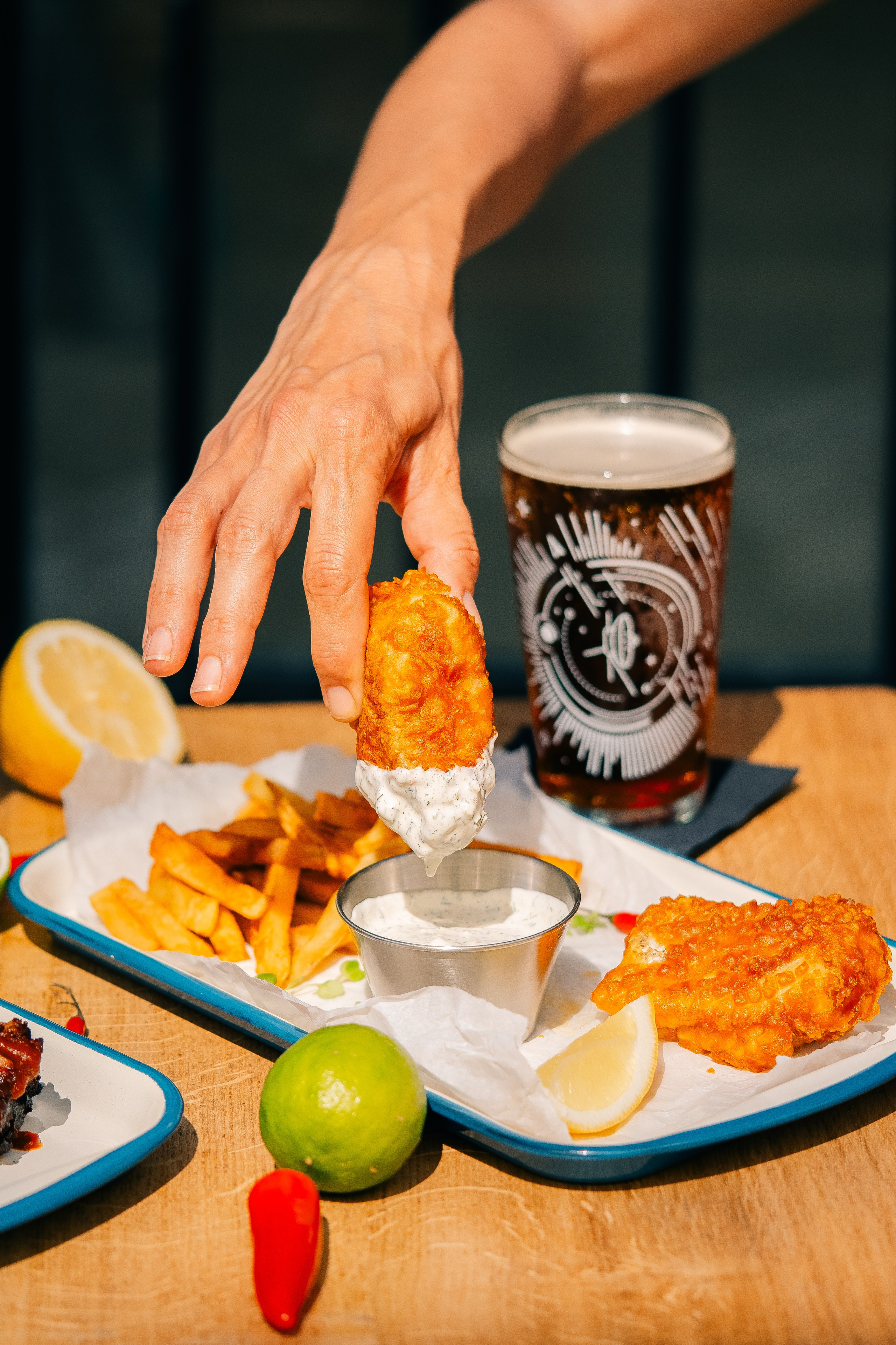 Летнее меню бара Voyager 1. Мария Шер. Профессиональный фотограф в городе Порту, Португалия