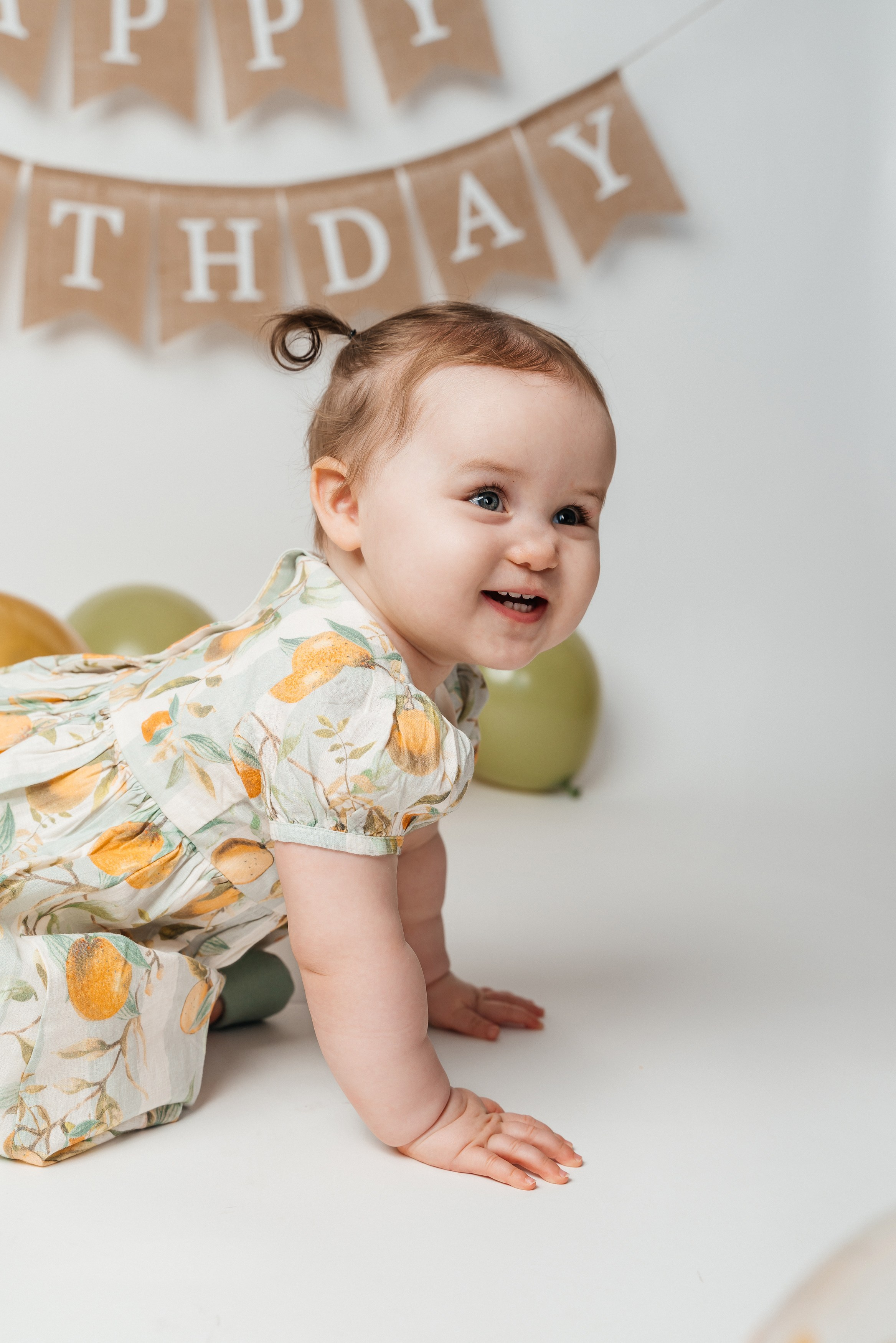 Studio photoshoot for Valentina 1 year old girl. Photographer in England Ekaterina Romanova