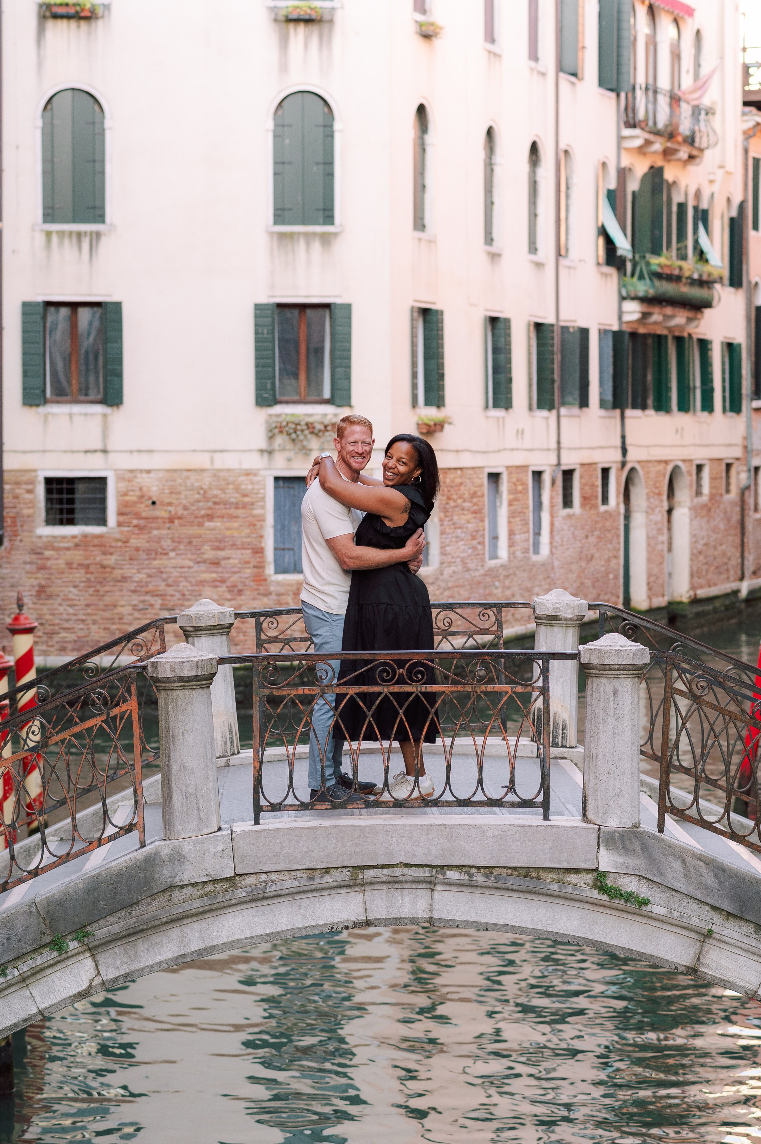 Eliza, Elena, Elliana, Teresa and Brad. Photographer in Venice Anna Terzi