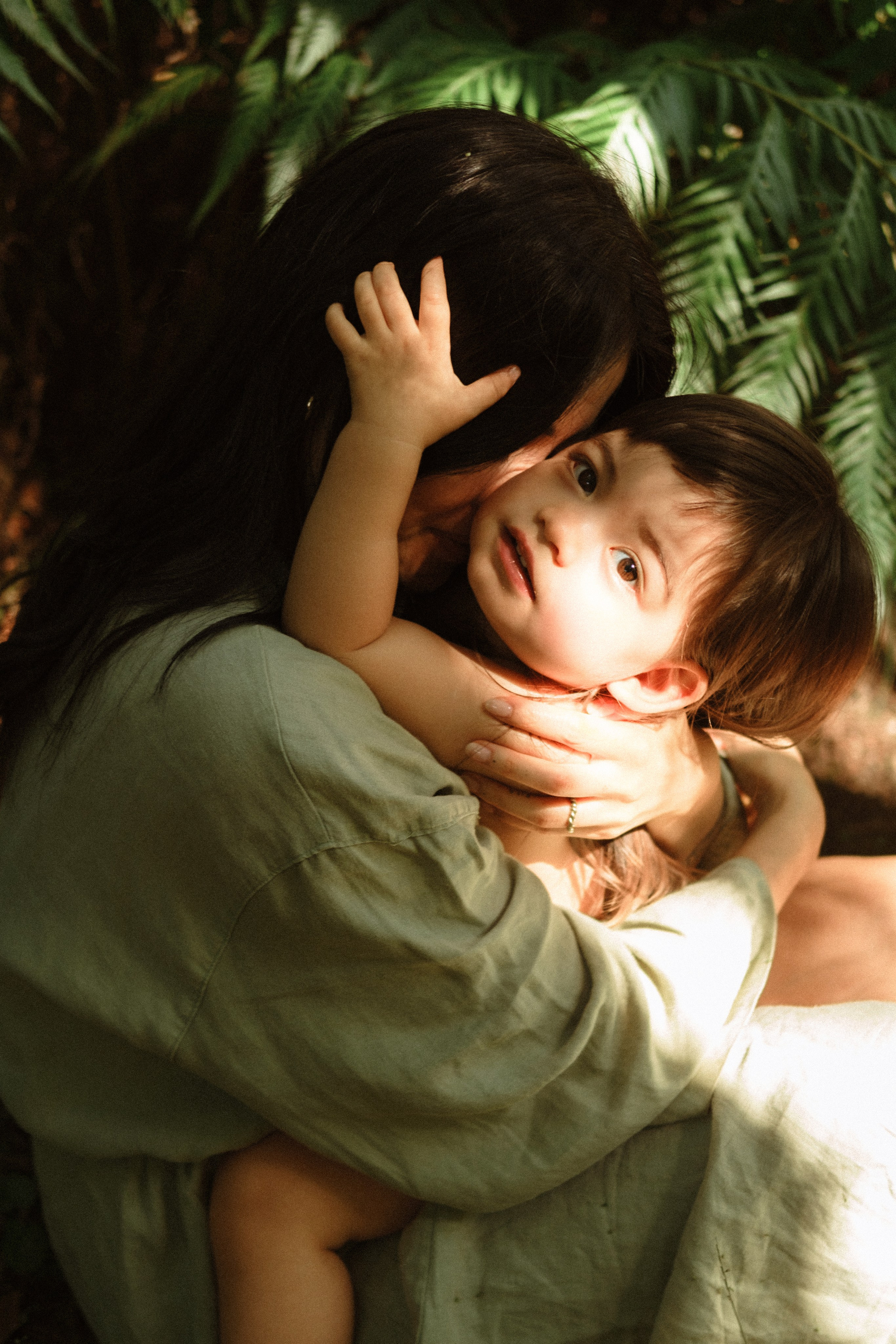 Intimate motherhood photography in Richmond, VA