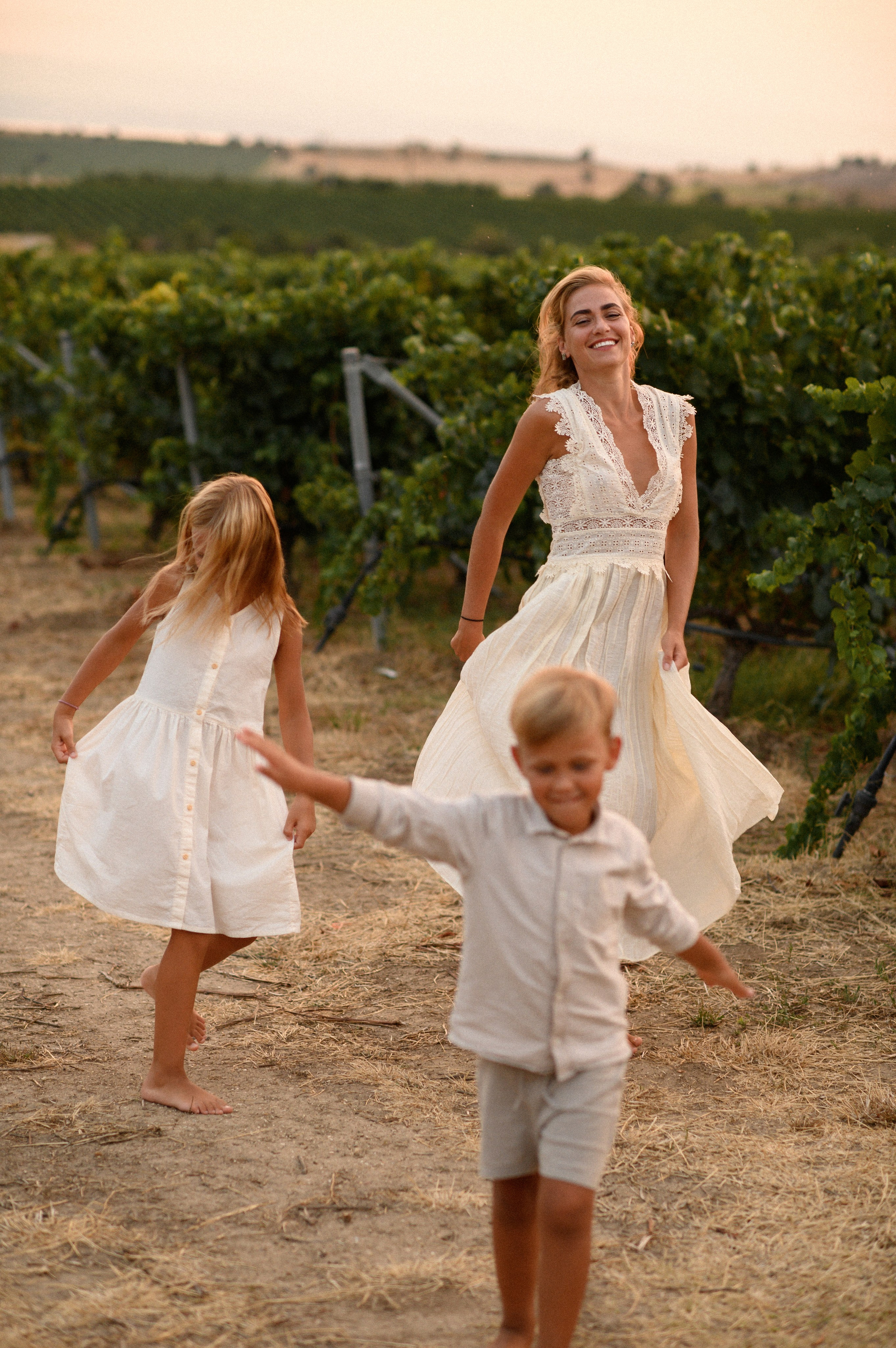 Maria, Sofia, Makhail. Семейная, детская, портретная и предметная фотосъемка в Салониках