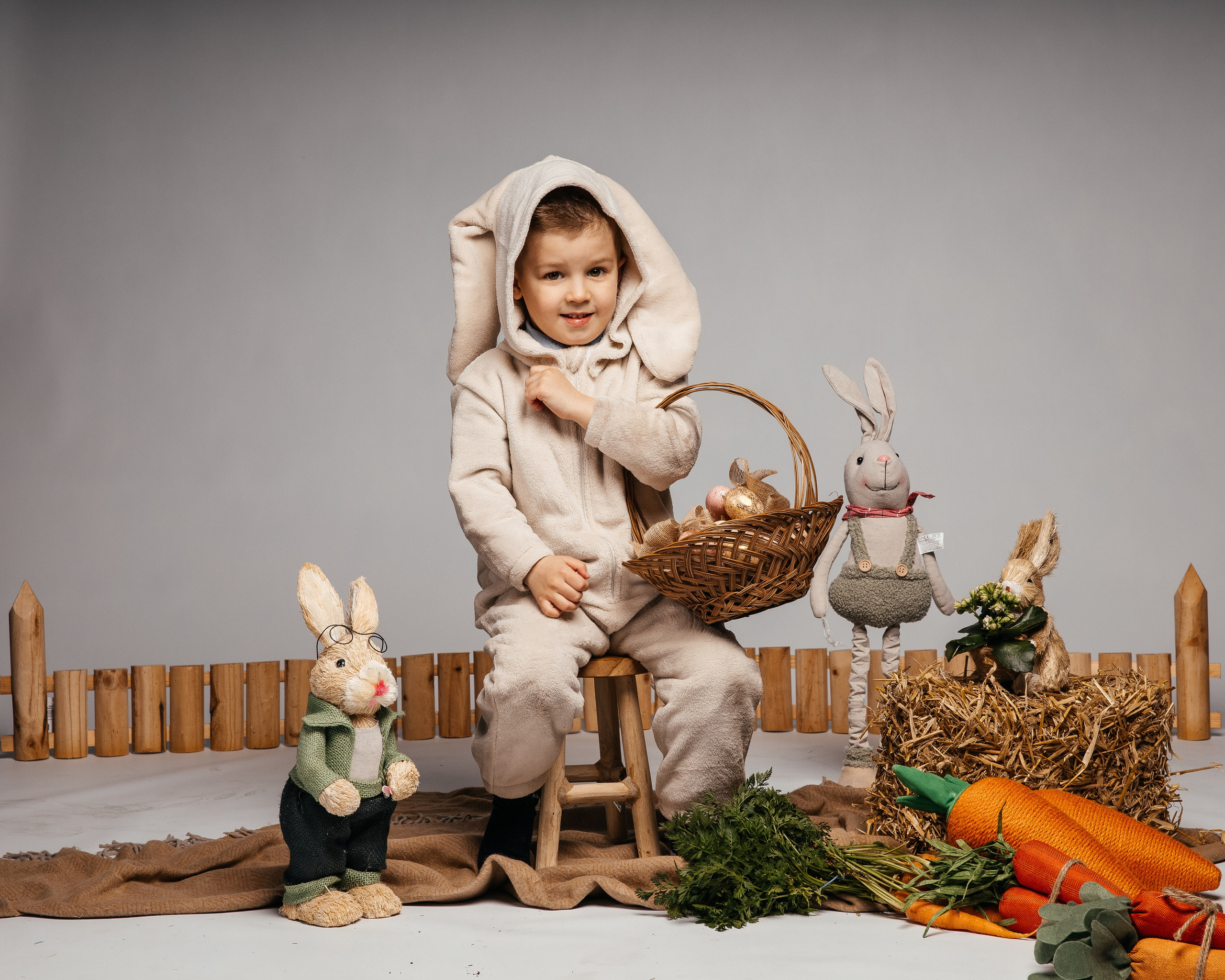 Easter Photoshoot. Https://valphoto.wfolio.pro/