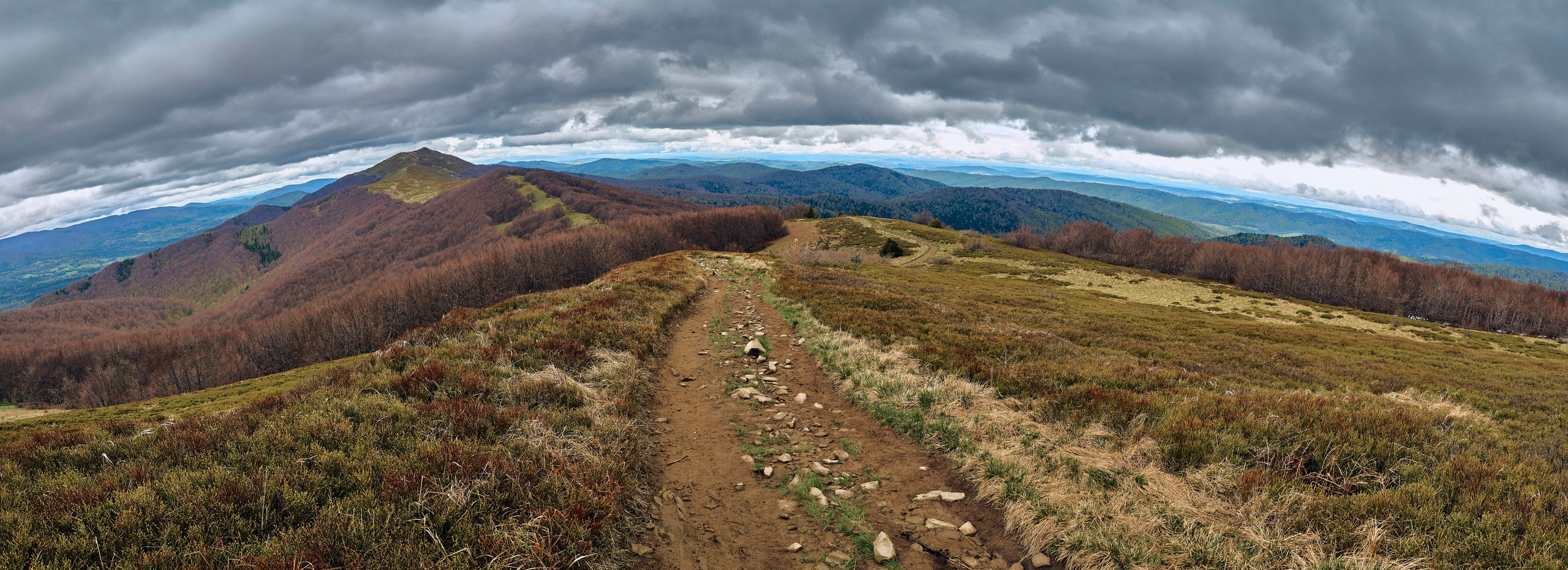 Bieszczady - tu zatrzymuje się czas. Andriej Szypilow - Fotografia & Wideografia