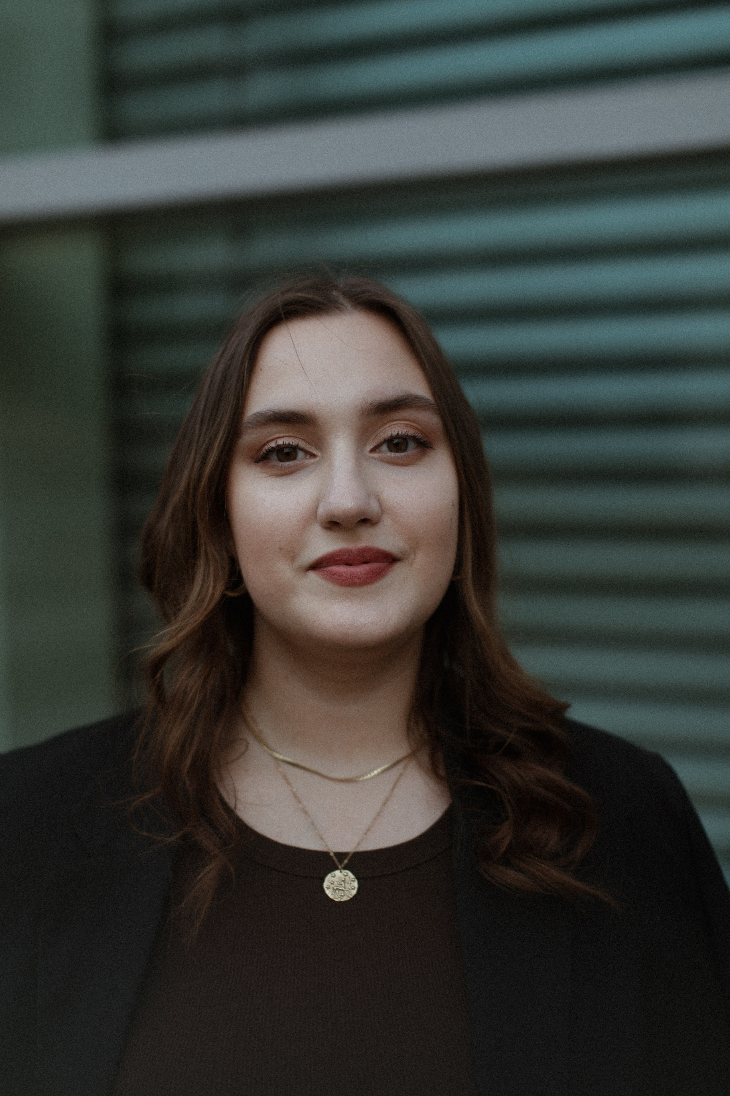 Anna. Anti-posing photoshoot. True self