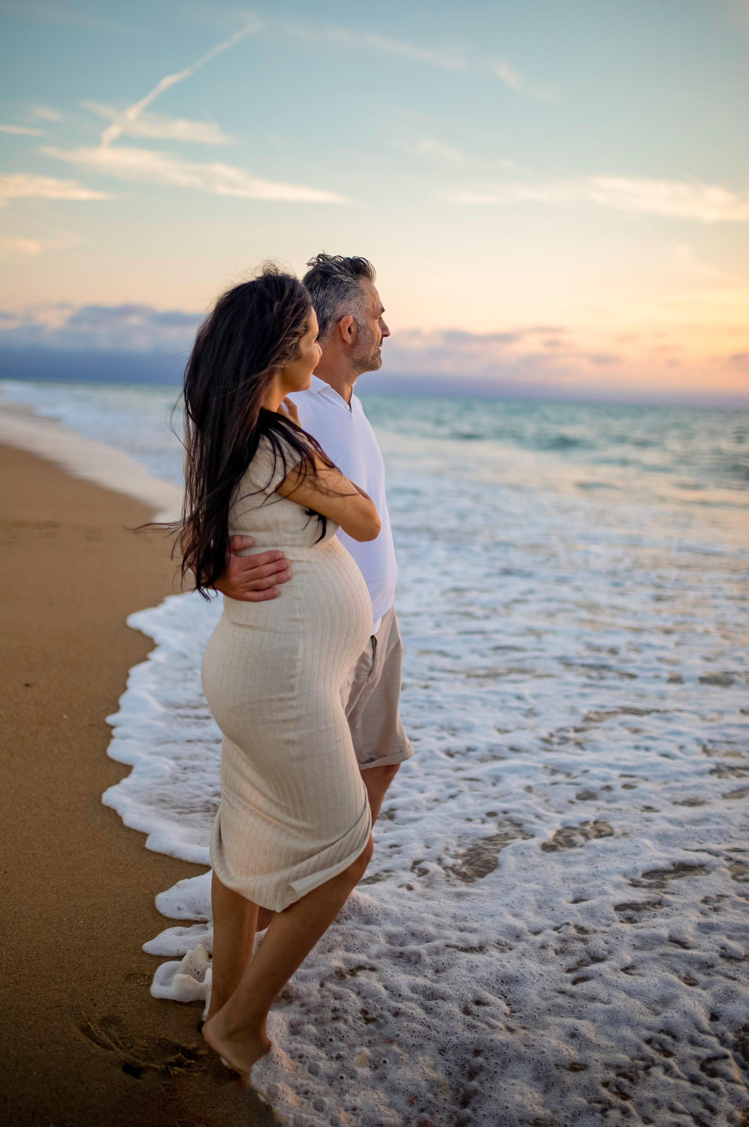 Photographe famille Biarritz Côte Basque séance photo grossesse photo femme enceinte Biarritz photographe portrait artistique Pays Basque. Photographe de famille et mariage à Biarritz Marianna Portassau